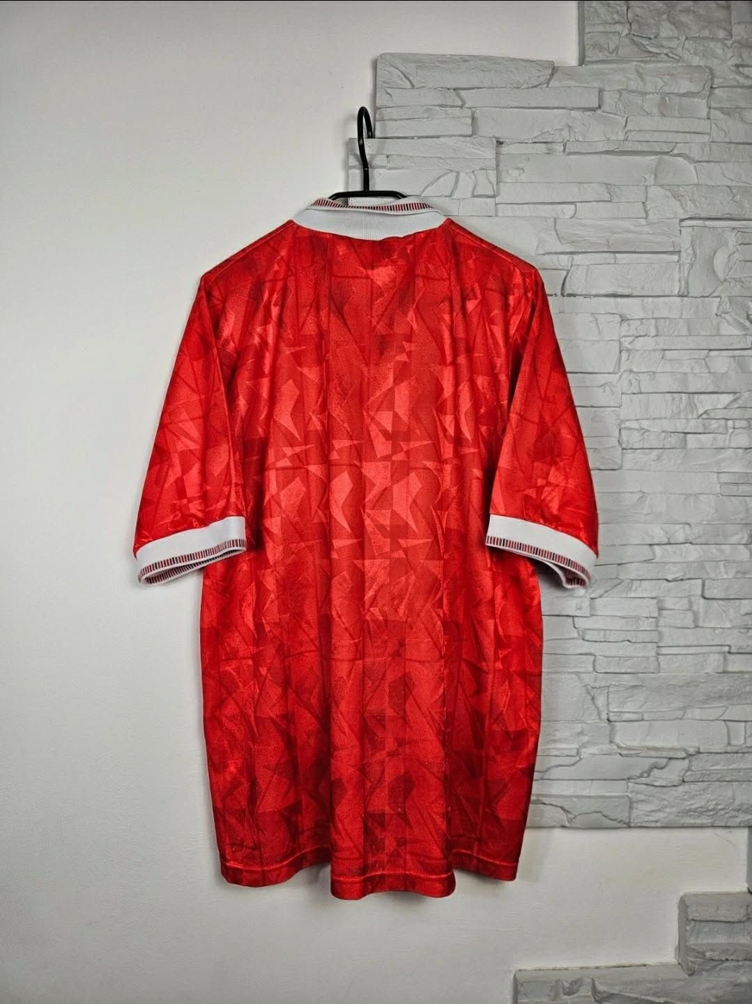 Umbro Nottingham Forest 1990/1992 home shirt kit football soccer Size US L / EU 52-54 / 3 - 2 Thumbnail
