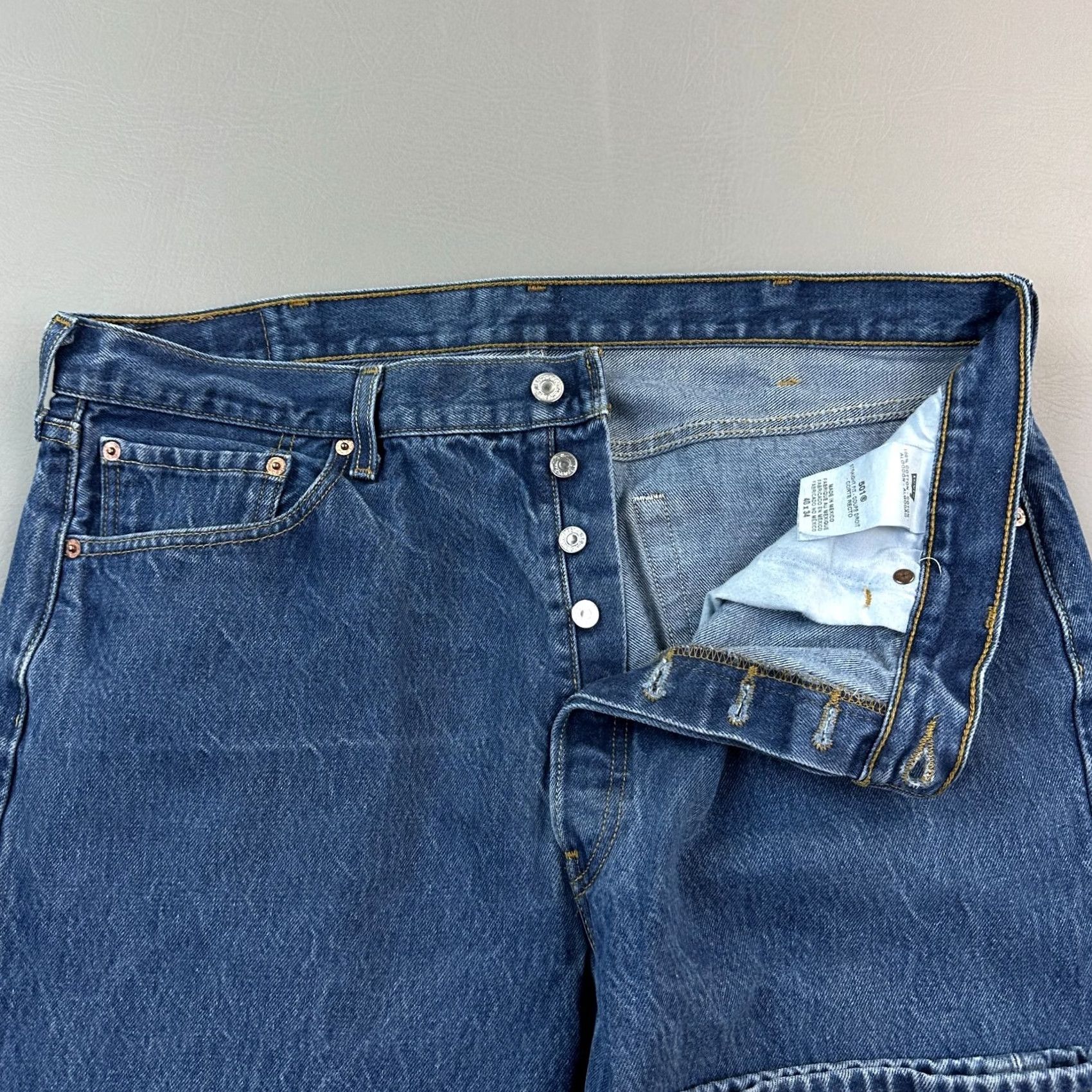Levi's Levi's 501 Jeans Mens 40x34 40x31 Dark Wash Straight Button Fly Casual Size US 40 / EU 56 - 6 Thumbnail