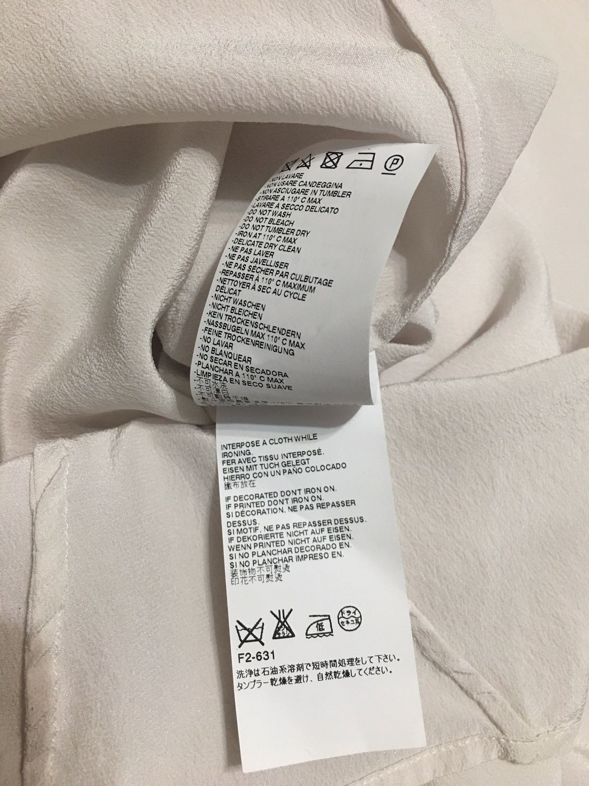Maison Margiela Maison Margiela Silk Powder Pink Design Blouse Size EU 40 Size S / US 4 / IT 40 - 13 Thumbnail
