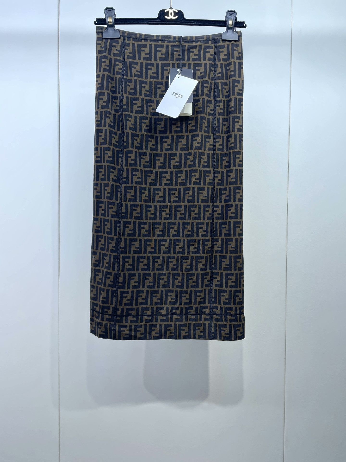 Fendi Fendi Full Logo Midi Skirt Size 38" / US 16 / IT 52 - 1 Thumbnail