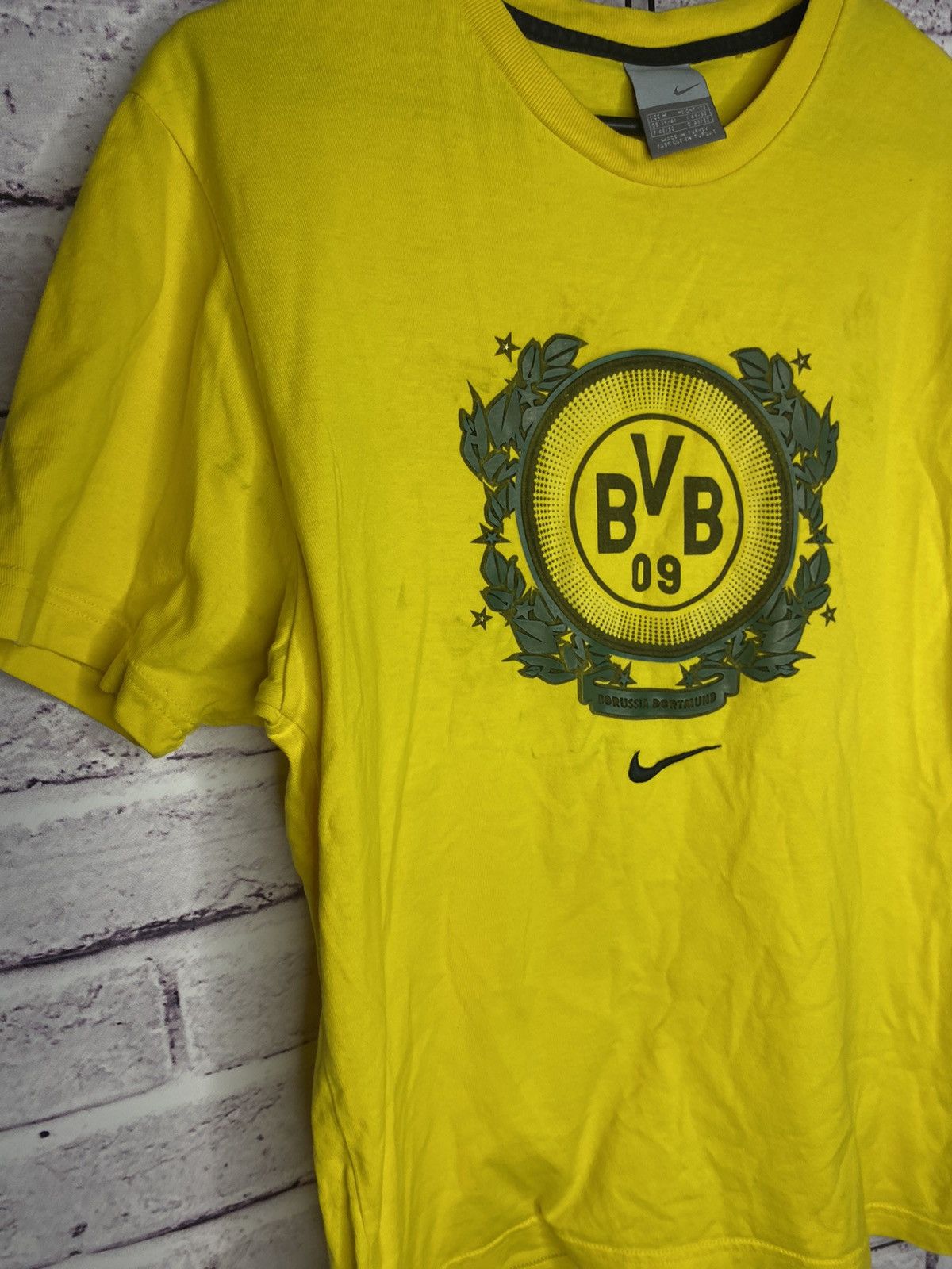 Nike T-shirt Nike Borussia Dortmund Overprint Yellow Tee Jersey Size US M / EU 48-50 / 2 - 7 Thumbnail