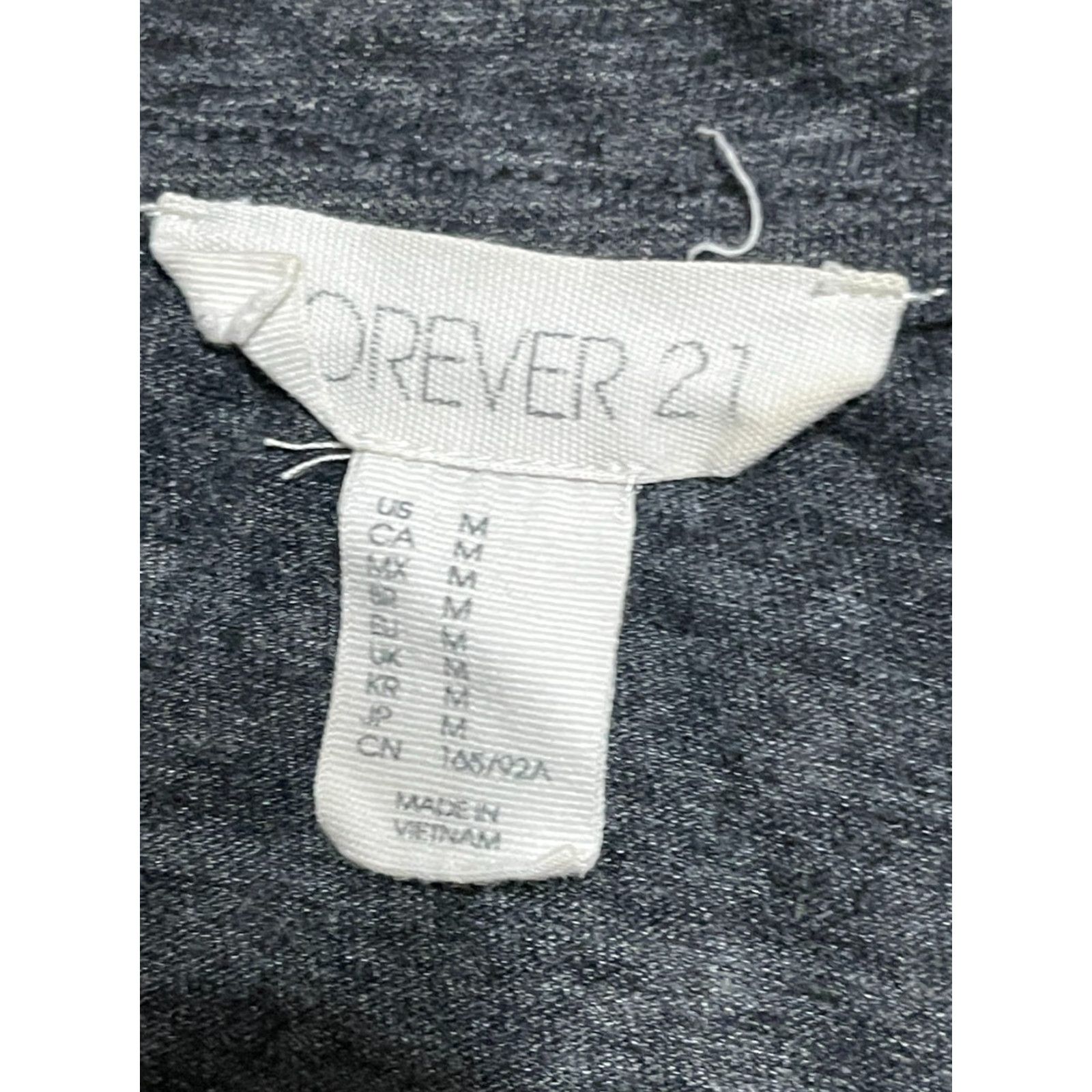 Forever 21 FOREVER 21 Shirt Women’s Medium Gray V-Neck Short Sleeve Casual Basic Size M / US 6-8 / IT 42-44 - 7 Thumbnail