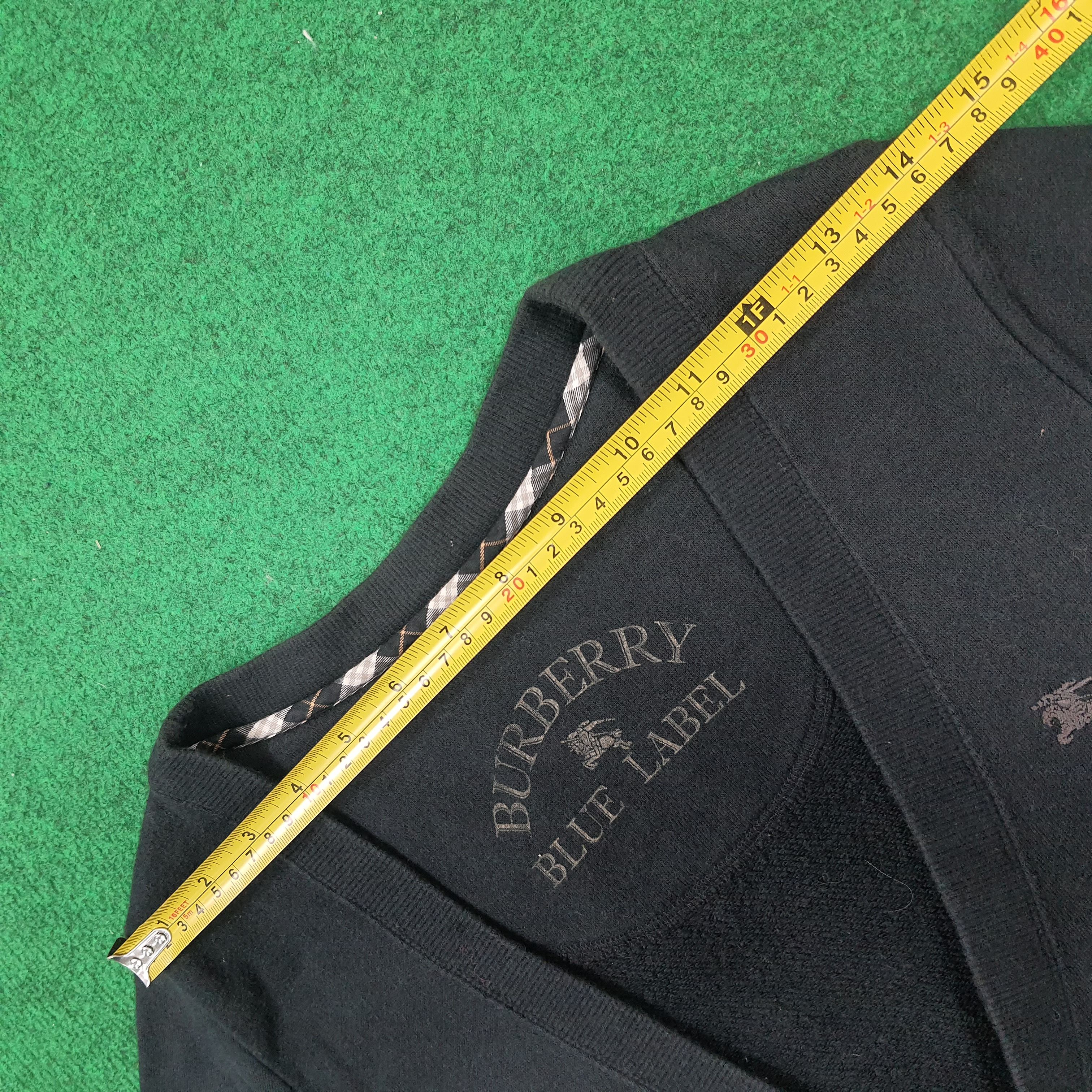 Burberry Vintage Burberry Blue Label Custom Logo Cardigan C302N22 Size XS / US 0-2 / IT 36-38 - 12 Thumbnail