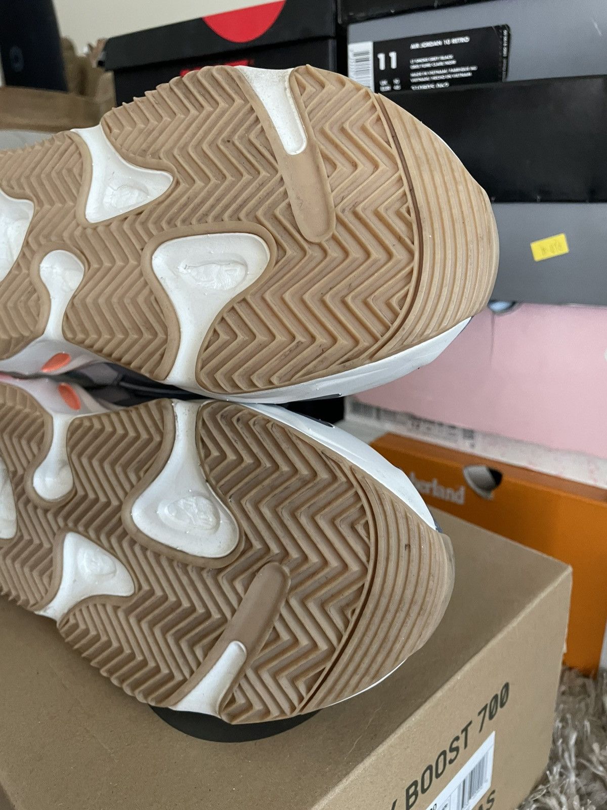 Yeezy Adidas Yeezy Boost 700 Magnet Size US 11 / EU 44 - 11 Thumbnail