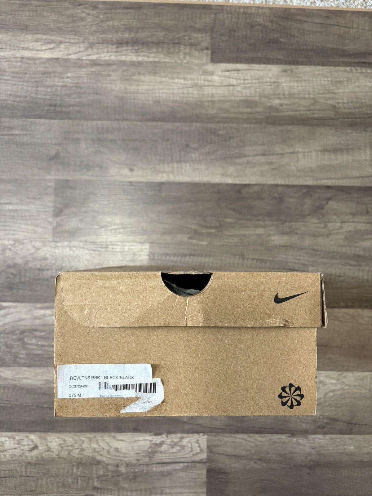 Nike Nike NN Women’s Revolution 6 Size US 7.5 / IT 37.5 - 7 Thumbnail