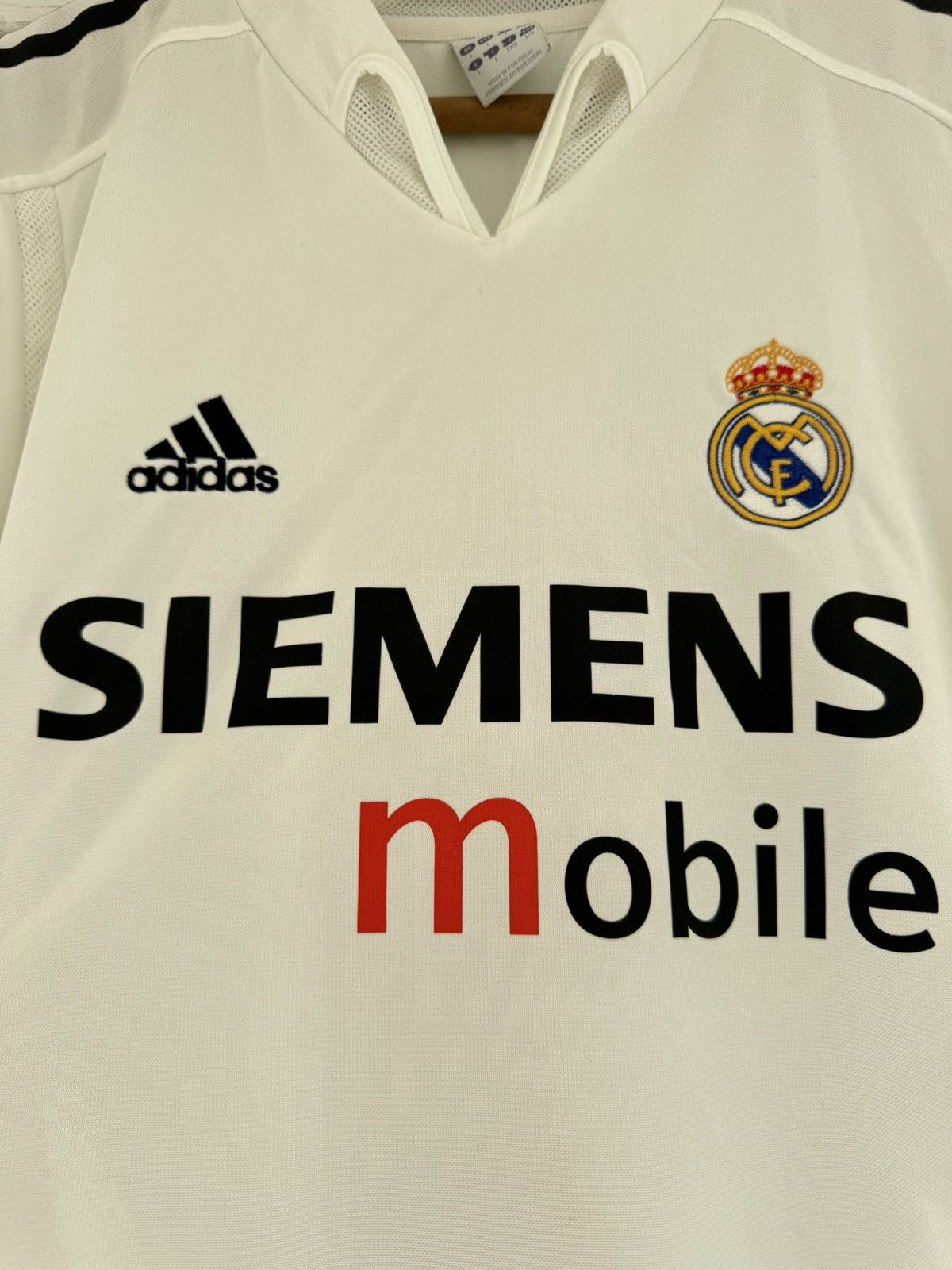Adidas Ronaldo #9 Real Madrid 2004-2005 Vintage Soccer Jersey Shirt Size US L / EU 52-54 / 3 - 7 Thumbnail