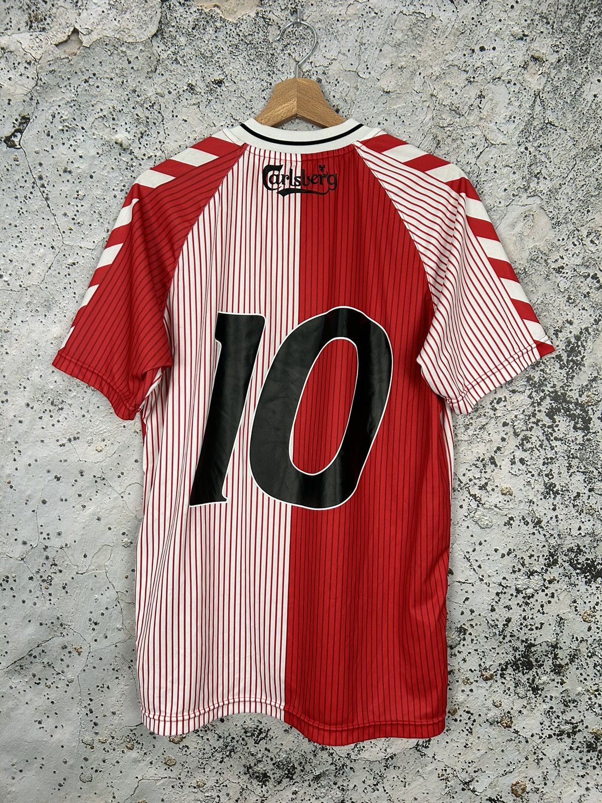 Hummel Hummel Denmark Soccer Jersey Football Retro World Cup Hype Size US L / EU 52-54 / 3 - 4 Thumbnail