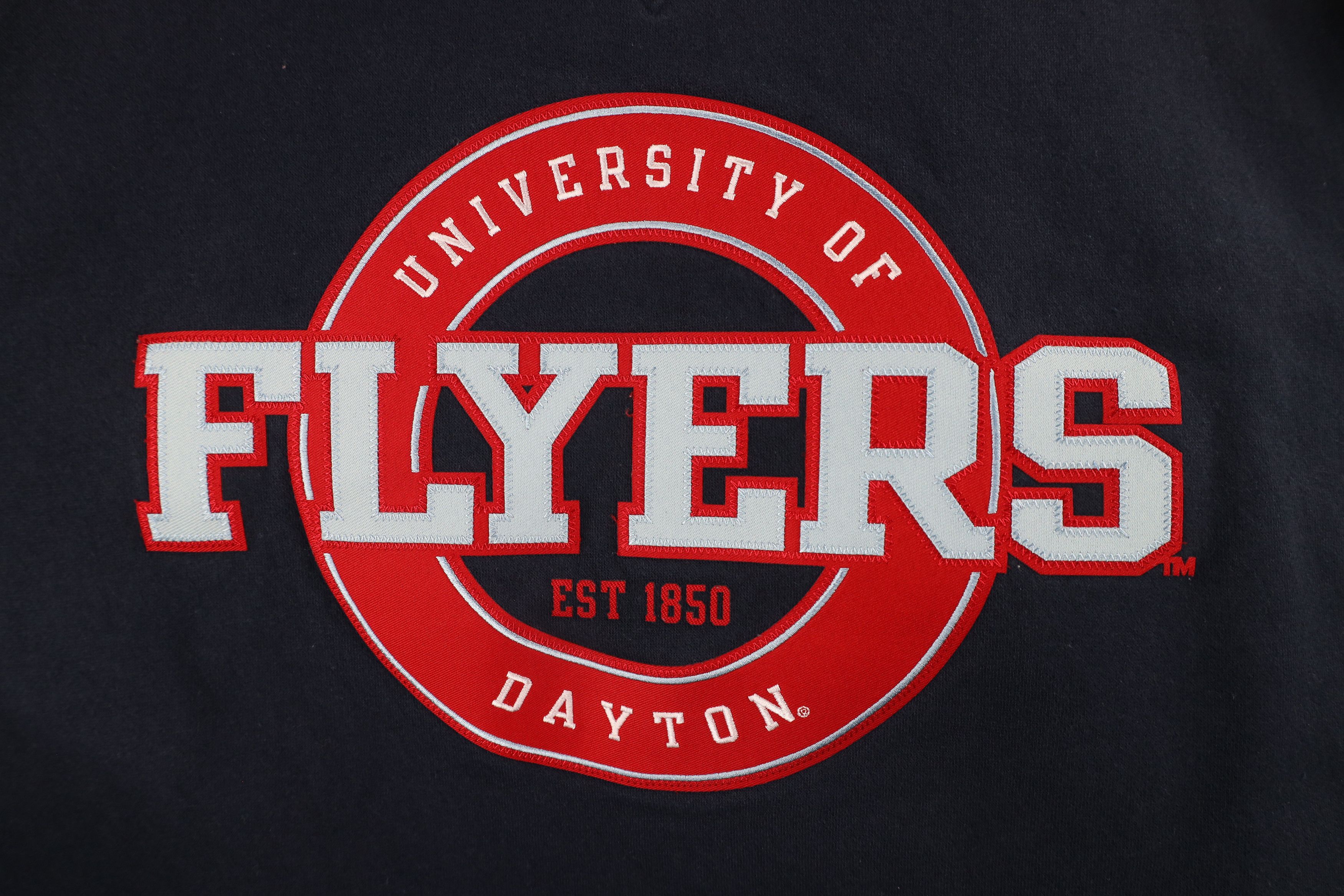 Vintage Vintage Out University of Dayton Flyers Crewneck Sweatshirt Size US S / EU 44-46 / 1 - 4 Thumbnail
