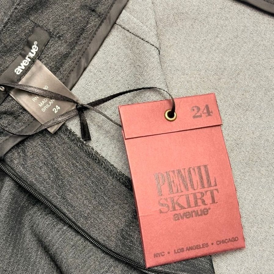 Avenue VINTAGE Avenue Dark Gray Pencil Skirt NWT Knee Length Career Skirt Women's Plus Size 24 Womens Size 42" / US 20 - 3 Thumbnail