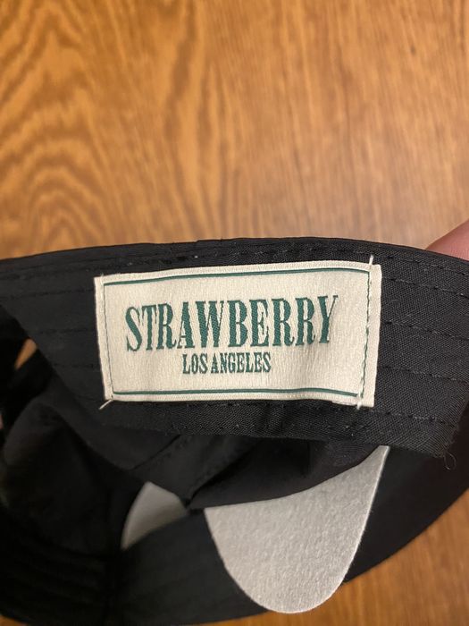 Strawberry BRAND NEW Strawberry Kai Hat Grailed