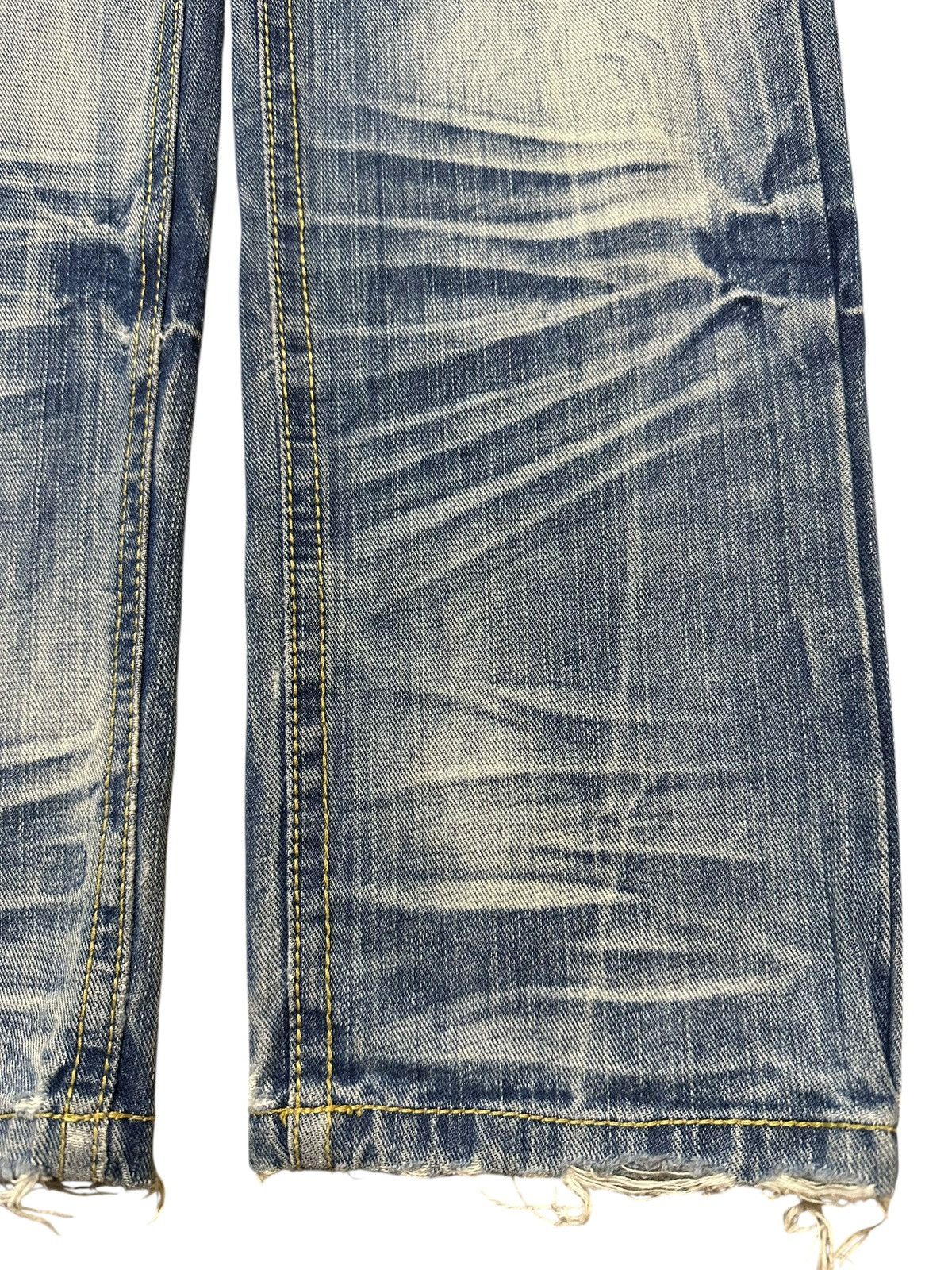 Japanese Brand Vintage Japanese Brand Faded Wash Distressed Style Jeans Size US 30 / EU 46 - 8 Thumbnail