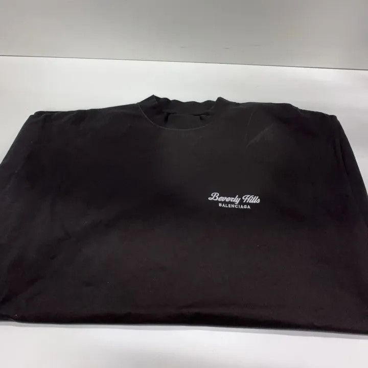 Balenciaga Balenciaga Balenciaga Black Graphic Short Sleeve TShirt -2 Size US M / EU 48-50 / 2 - 7 Thumbnail