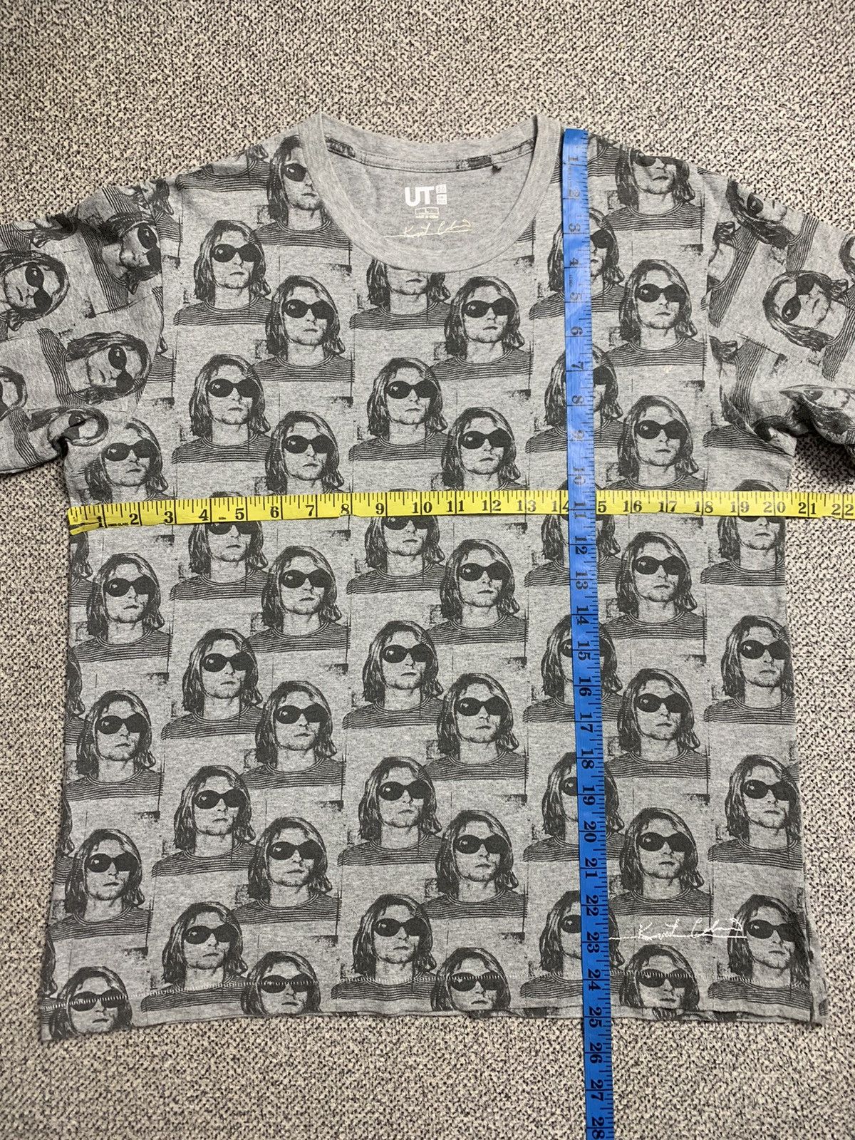 Band Tees × Nirvana × Uniqlo Uniqlo x Nirvana Kurt Cobain All Over Print Tee Size US S / EU 44-46 / 1 - 14 Thumbnail