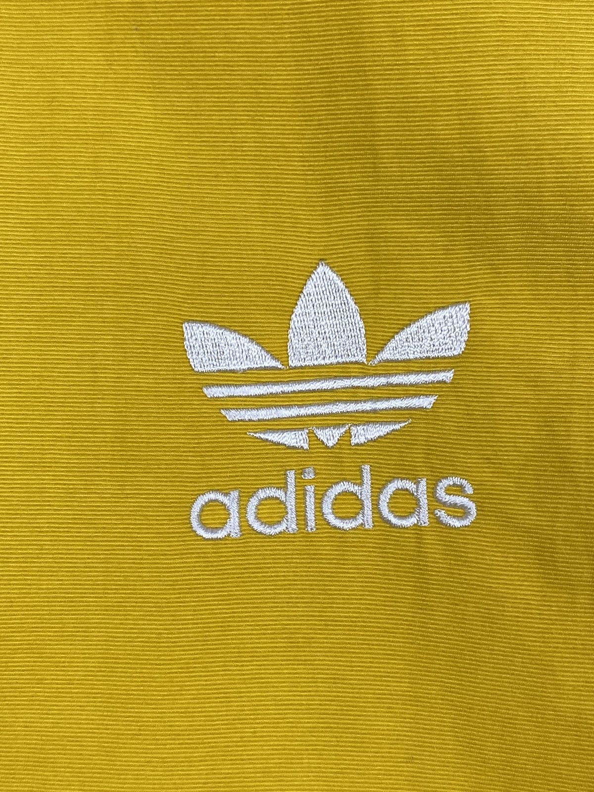 Adidas Vintage 90s Adidas Trefoil Logo Yellow Windbreaker Jacket Size US M / EU 48-50 / 2 - 7 Thumbnail