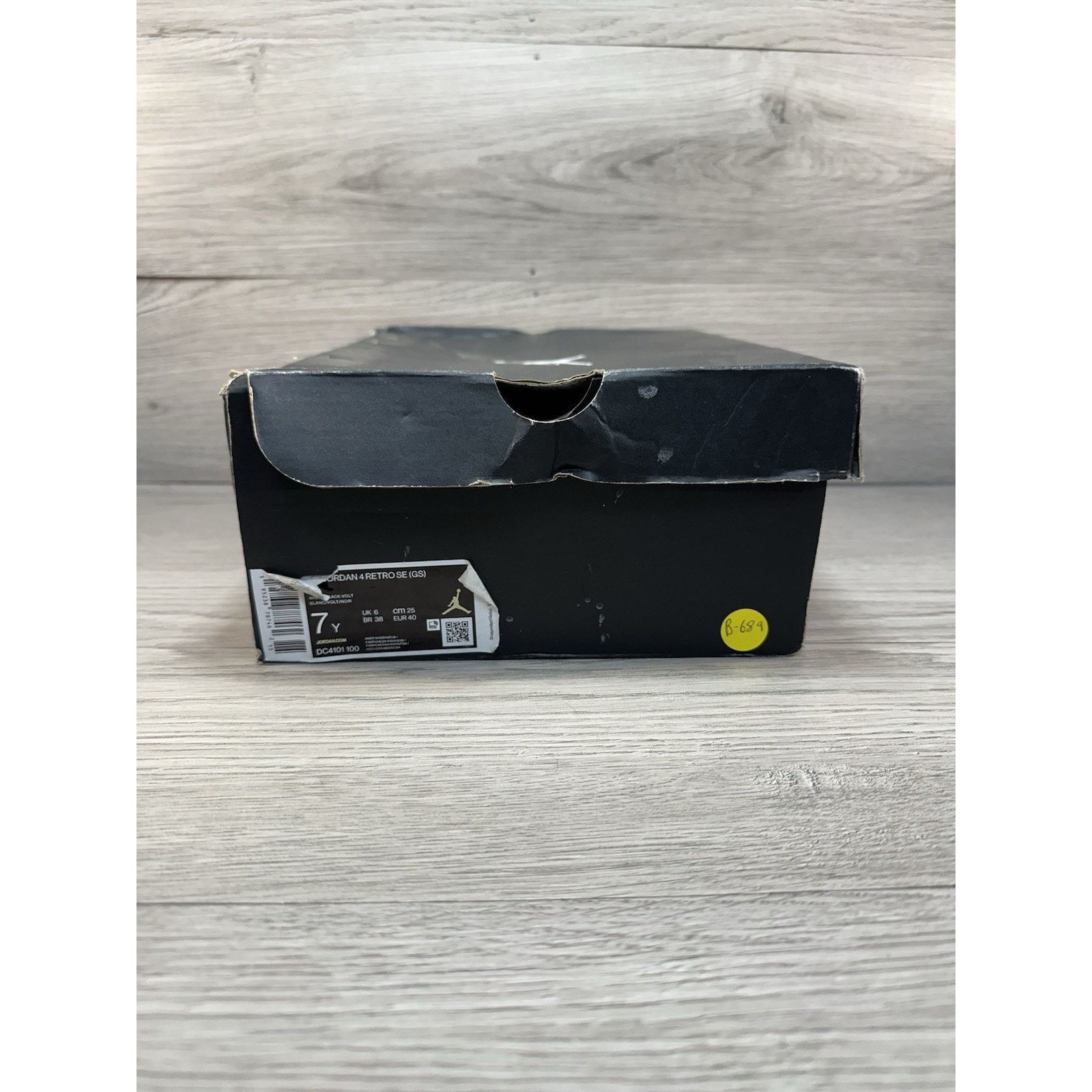 Jordan Brand Jordan 4 Retro DIY GS - Size 7y (DC4101-100) Size US 7 / EU 40 - 8 Thumbnail