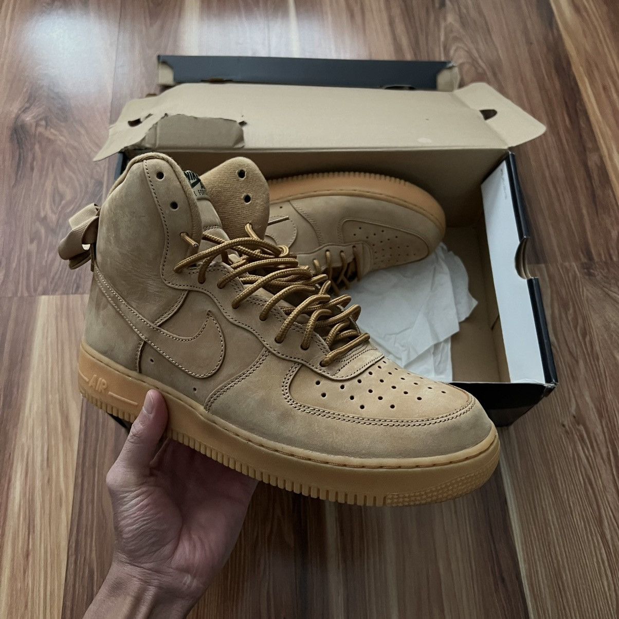 Air Force 1 HIGH ‘07 LV8 WB
