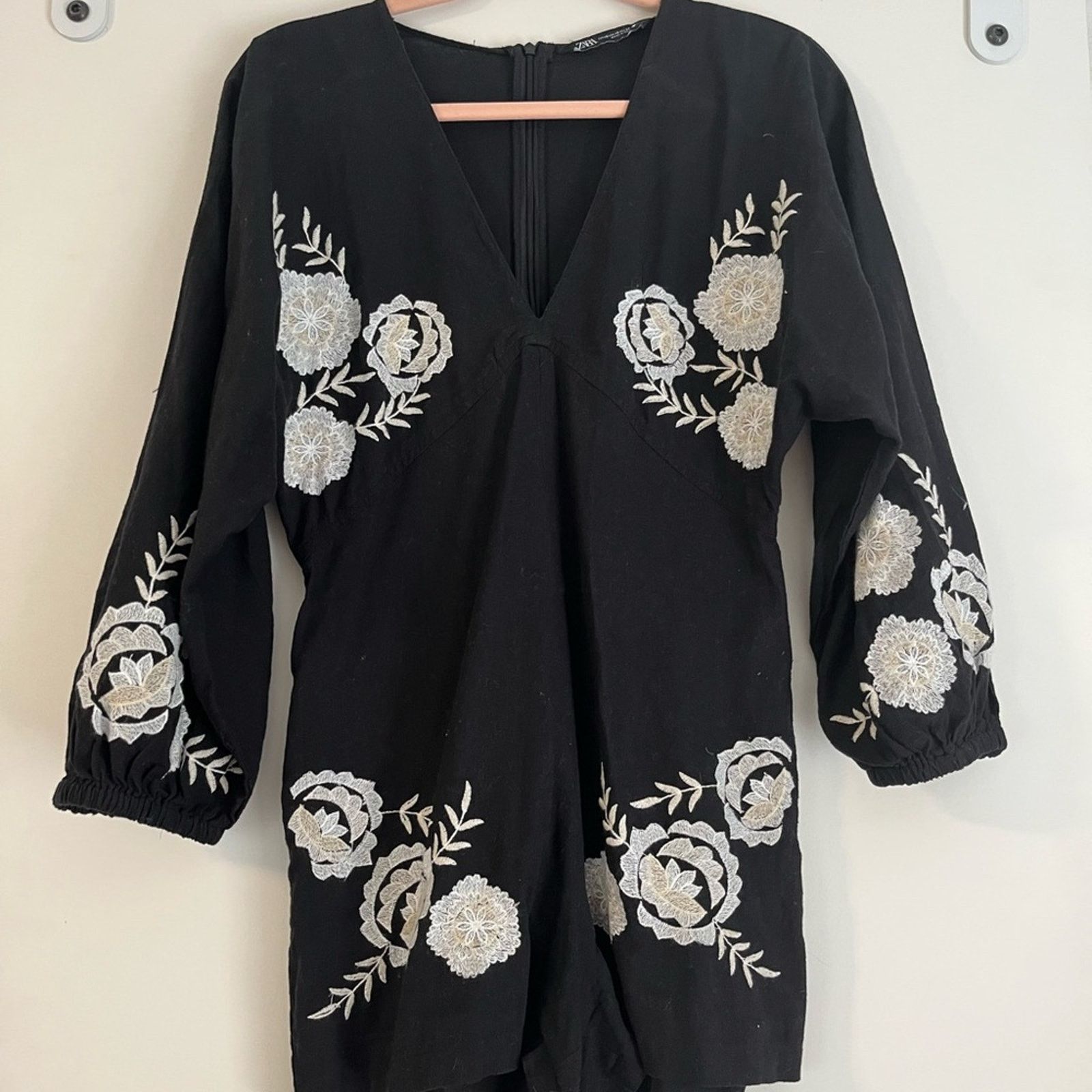 Zara Zara Black Embroidered Romper XS Size 26" / US 2 / IT 38 - 6 Thumbnail