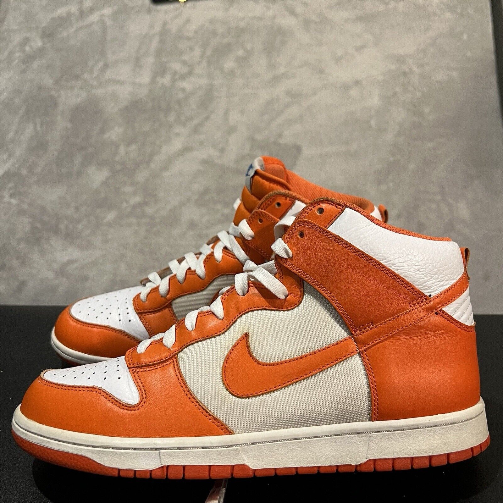 Nike Nike Dunk High Men's 11 Syracuse Orange 317982-181 2009 Size US 11 / EU 44 - 3 Thumbnail