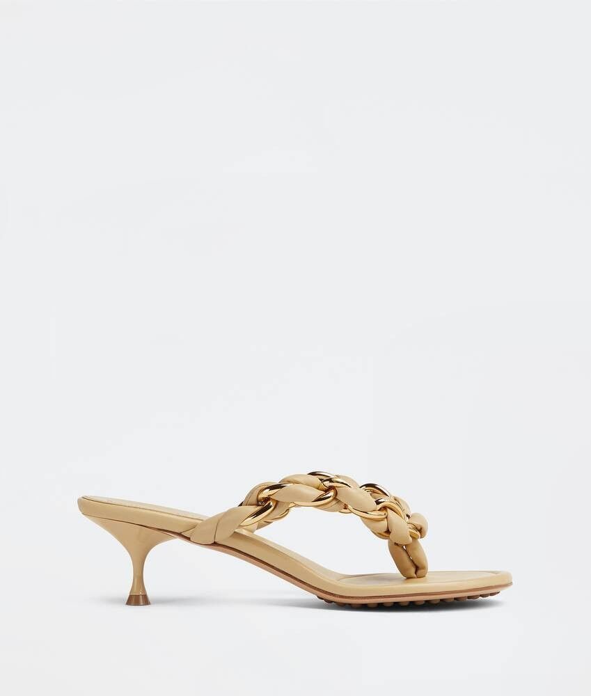 Dot in Beige