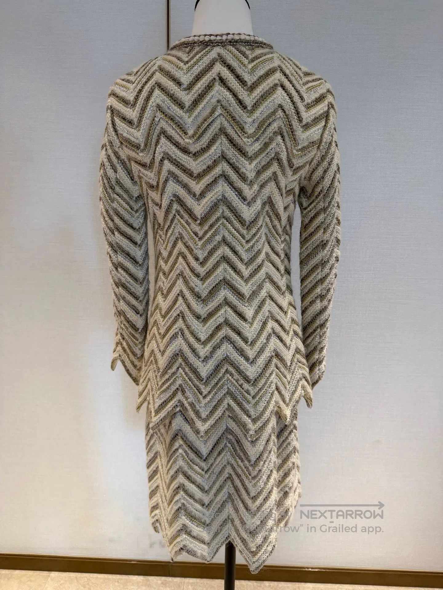 Chanel CHANEL 18 Pre-Fall Runway Jacket. Size US XS / EU 42 / 0 - 2 Thumbnail