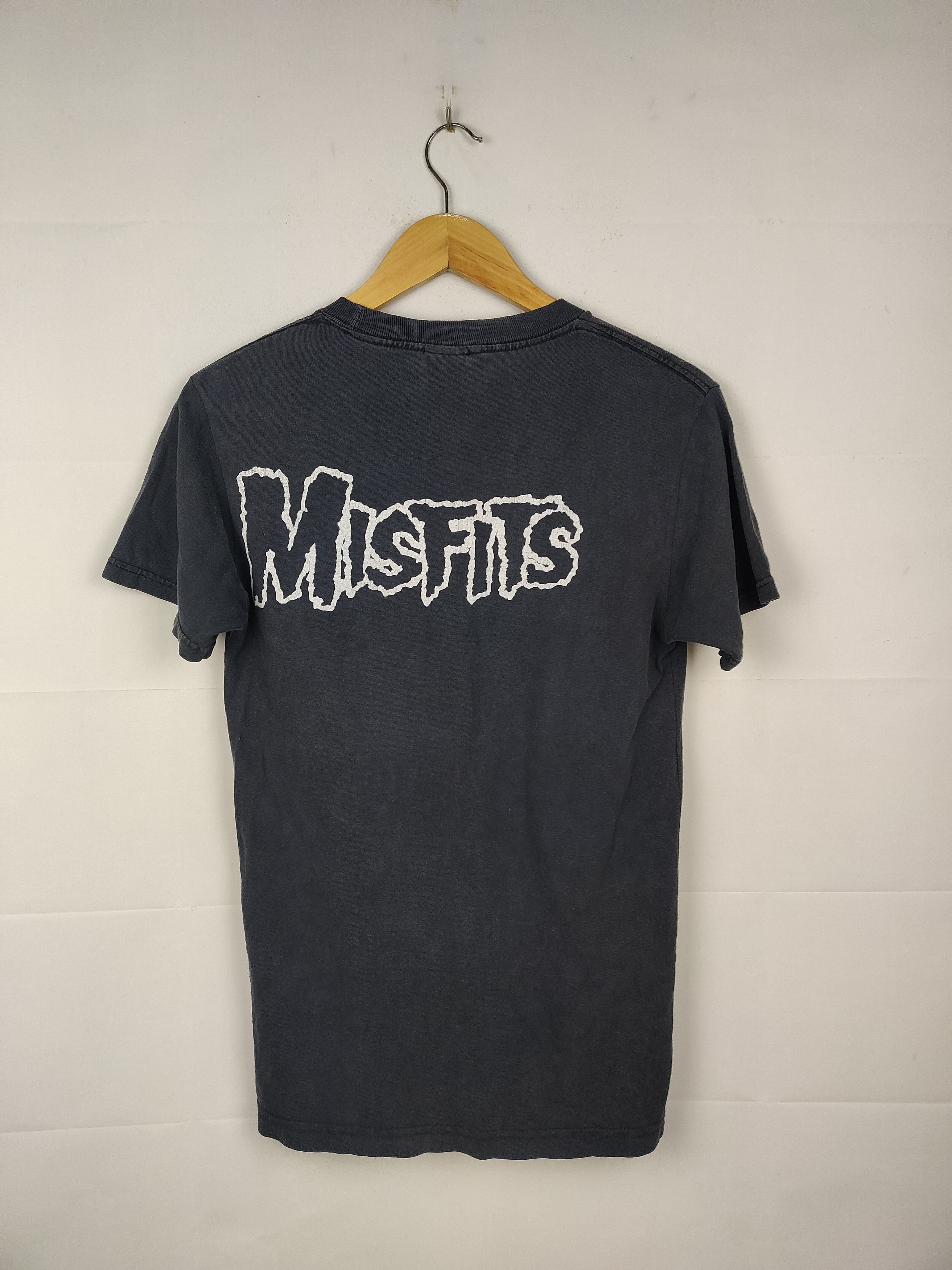 Band Tees Vintage 2001 Misfits Band Shirt Size US S / EU 44-46 / 1 - 5 Thumbnail