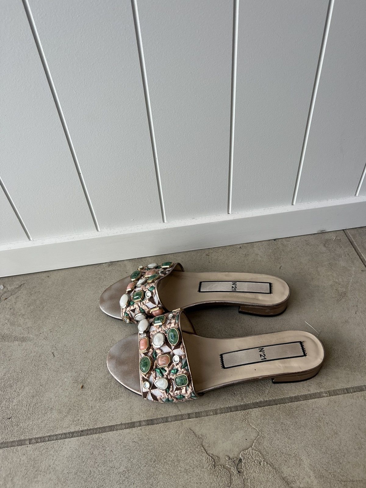 No. 21 No. 21 Numéro Ventuno Jewel Sandals Made in Italy Size 41 Size US 11 / IT 41 - 3 Thumbnail