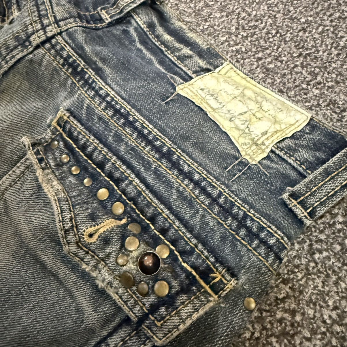 Japanese Brand Vintage Boot Cut Japanese Distressed Trim Studded Denim Size US 31 - 10 Thumbnail