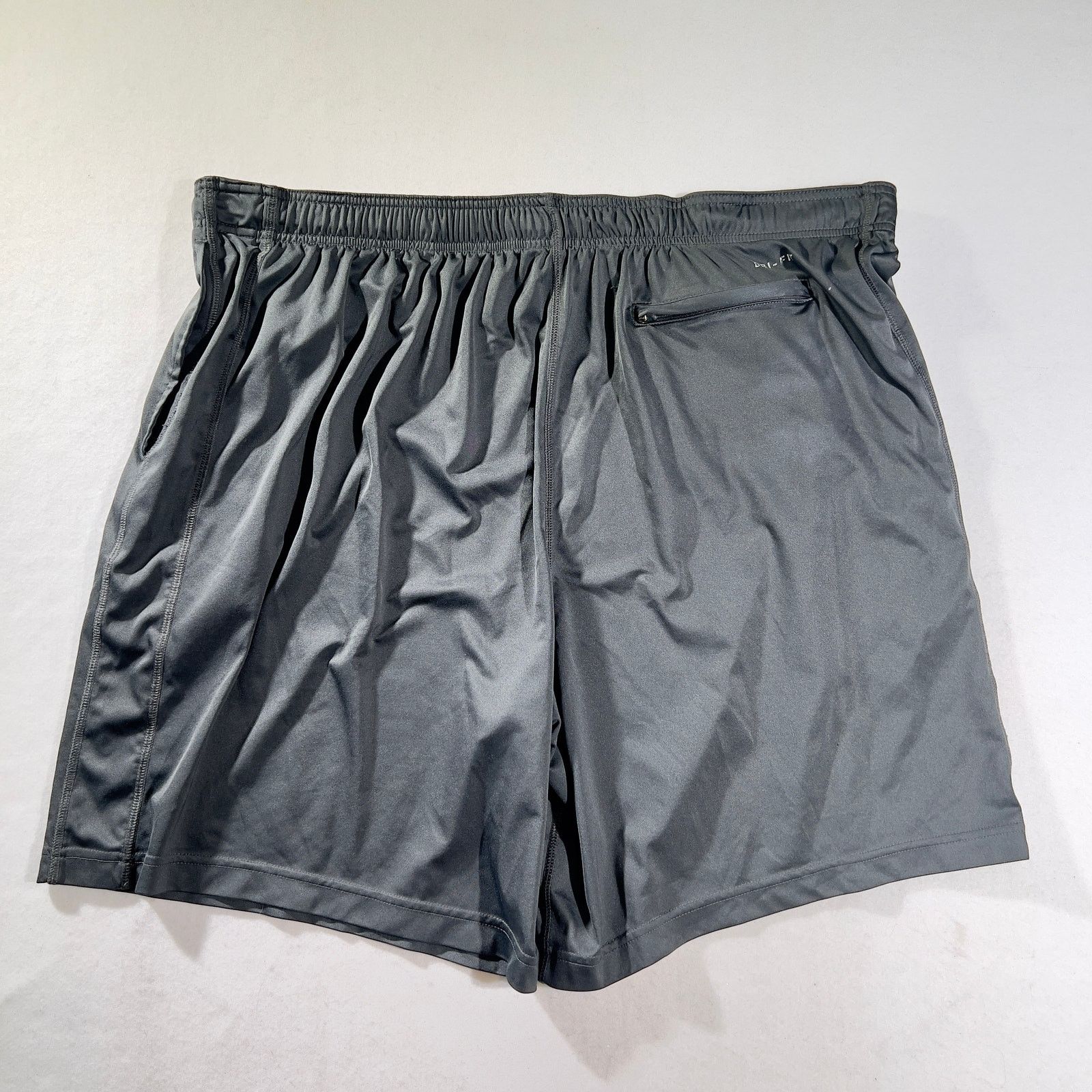 Nike Nike Dri-Fit Rams Football Shorts Men's W42" (Unstretched) Size US 42 / EU 58 - 3 Thumbnail