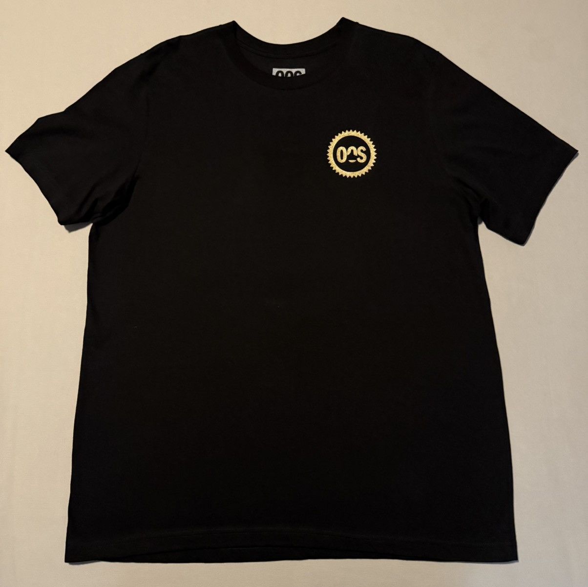 Other OOS Out Of Stock Kicks Nintendo Dunk Hunt Tee T-Shirt VNDS Size US XL / EU 56 / 4 - 3 Thumbnail