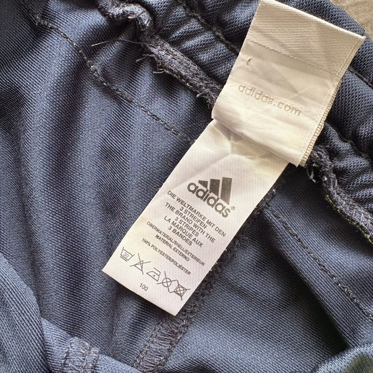 Adidas × Vintage Vintage real Madrid adidas tracksuit pants in blue and green Size US 30 / EU 46 - 6 Thumbnail