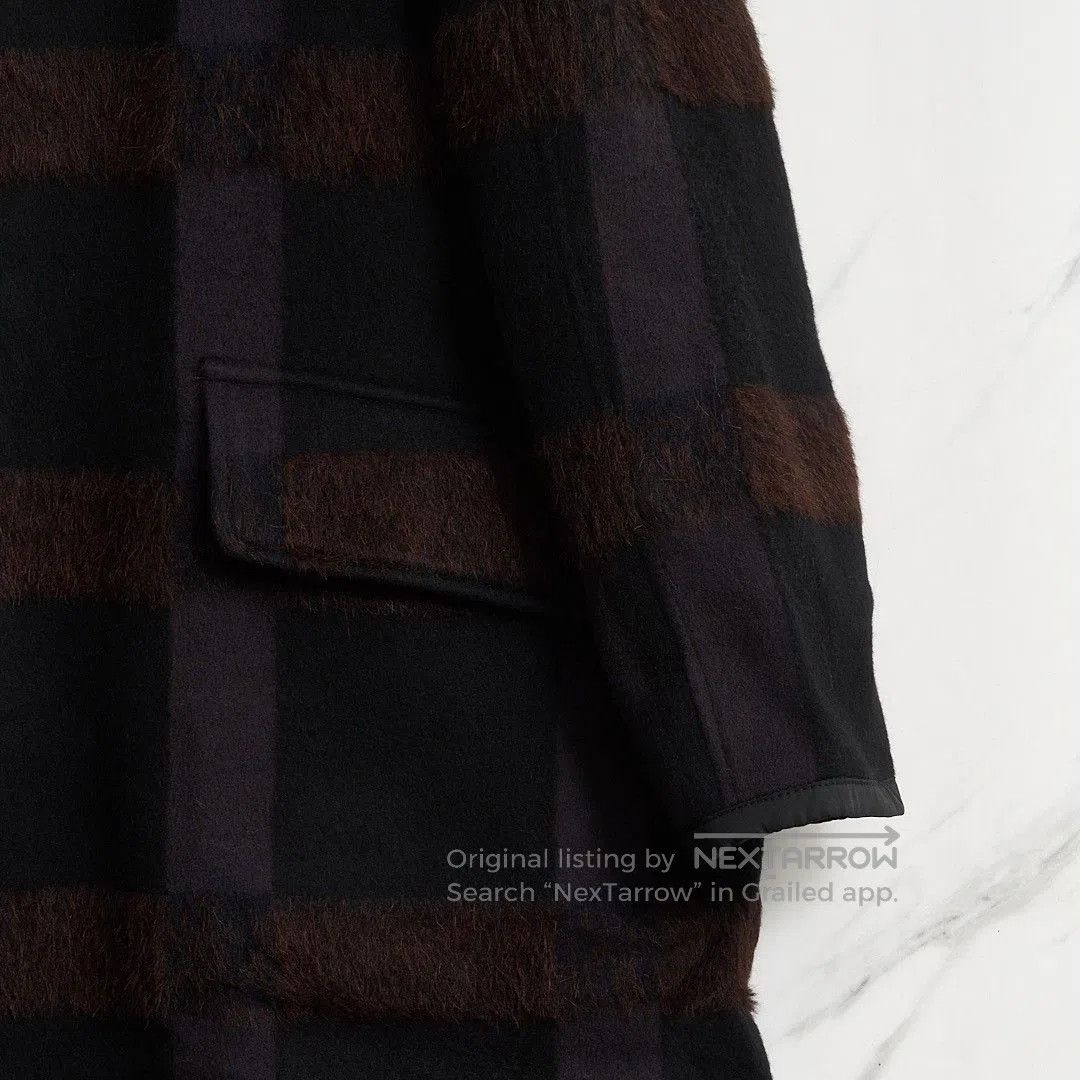 Emporio Armani Emporio Armani Men's Color Block Reversible Hooded Coat. Size US L / EU 52-54 / 3 - 4 Thumbnail