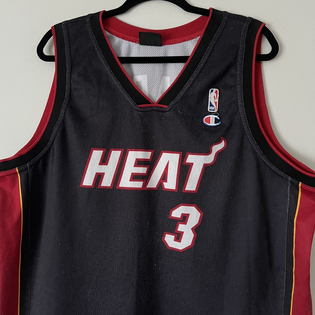 Champion Vintage Champion NBA Miami Heat Jersey Dwayne Wade XXXL Size US XXL / EU 58 / 5 - 3 Thumbnail