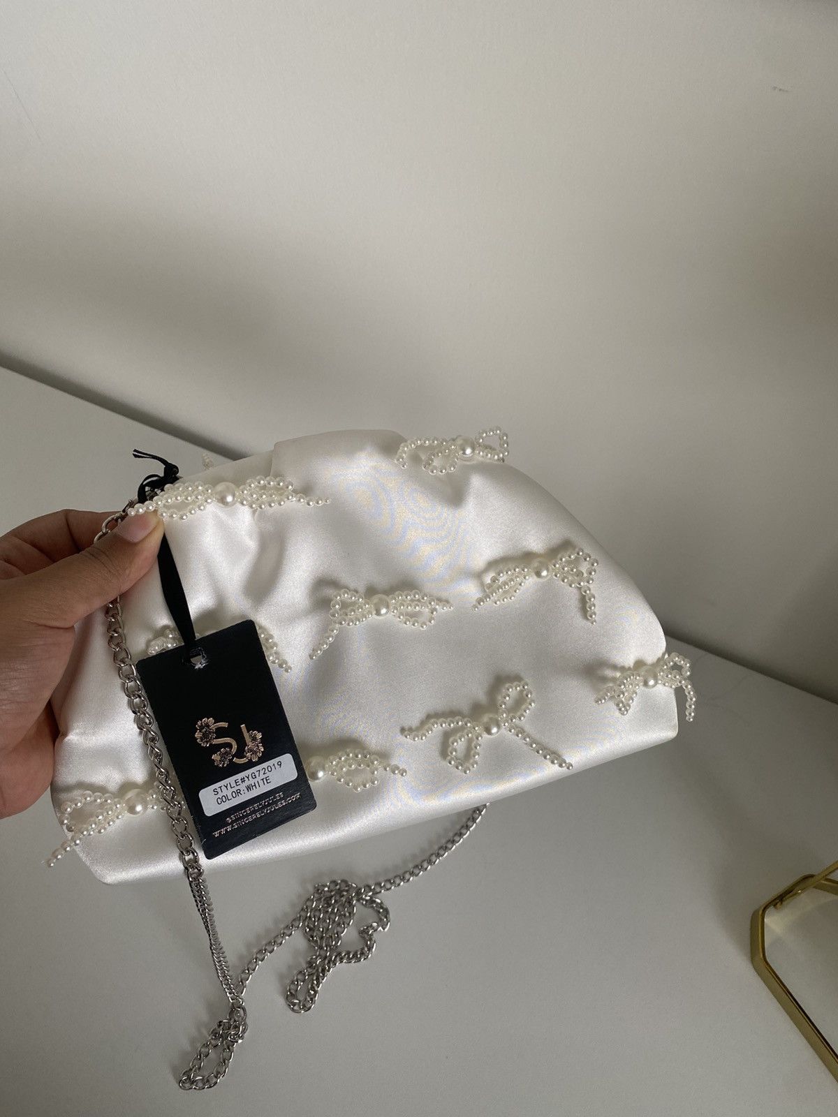 Other Sincerely Jules White Clutch With Pearl Bow Embelishments Size ONE SIZE - 10 Thumbnail