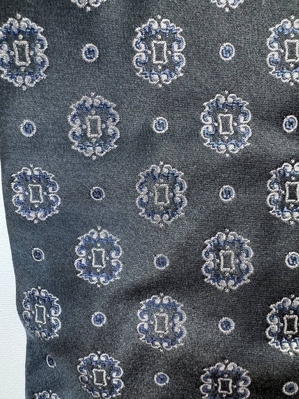 Dolce & Gabbana Dolce & Gabbana Silk Tie Gray Medallion Pattern Made InItaly Size ONE SIZE - 4 Thumbnail