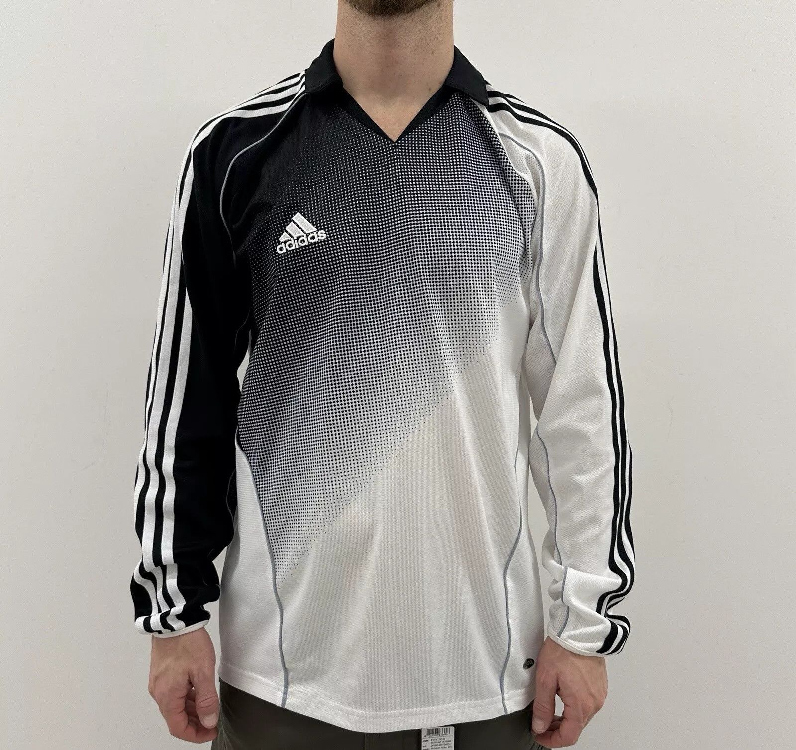 Adidas Vintage Adidas 2000s Jersey Long Sleeve Style Y2k Football Size US M / EU 48-50 / 2 - 3 Thumbnail