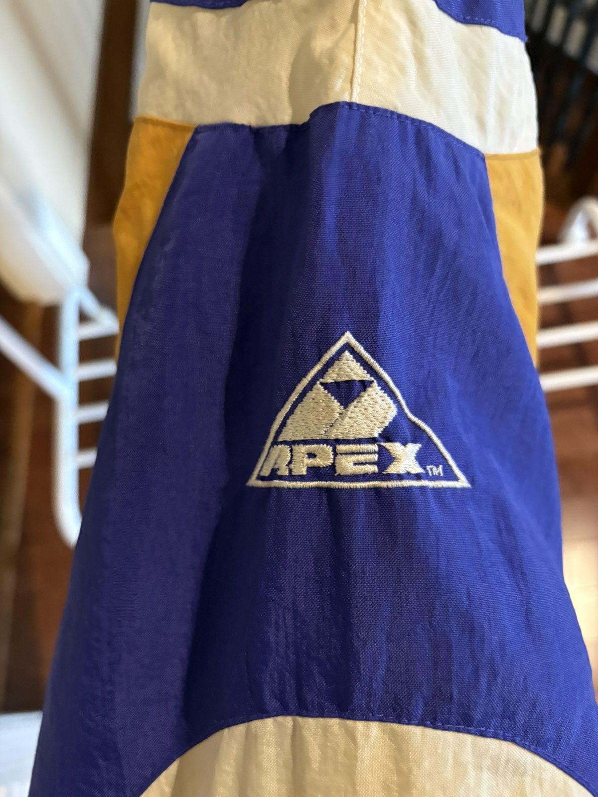 Apex Washington Huskies Vintage Apex Jacket Sz Large Size US L / EU 52-54 / 3 - 3 Thumbnail