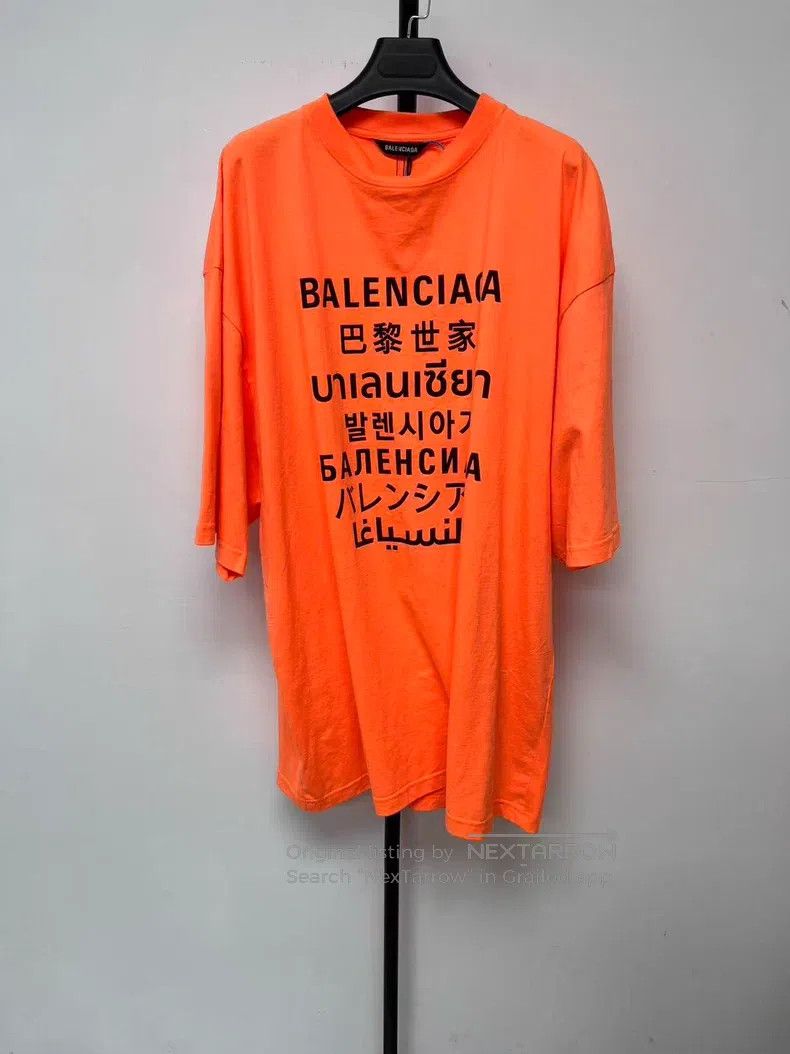 Balenciaga Balenciaga Seven Languages Alphabet Printed Short Sleeve T Size US M / EU 48-50 / 2 - 1 Thumbnail