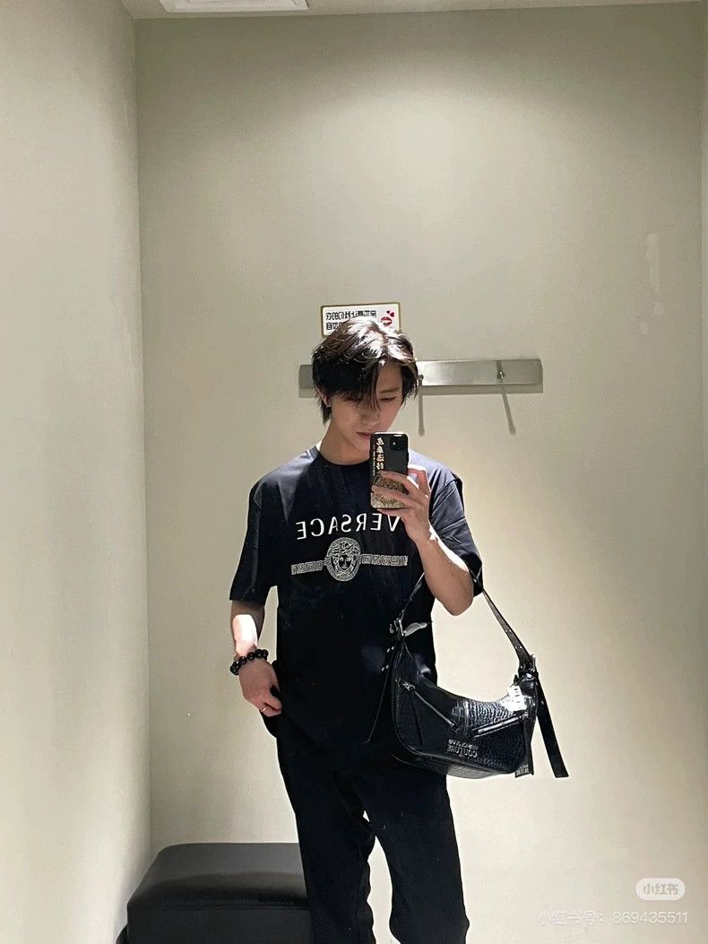 Versace Versace Simple short sleeves Size US XL / EU 56 / 4 - 6 Thumbnail