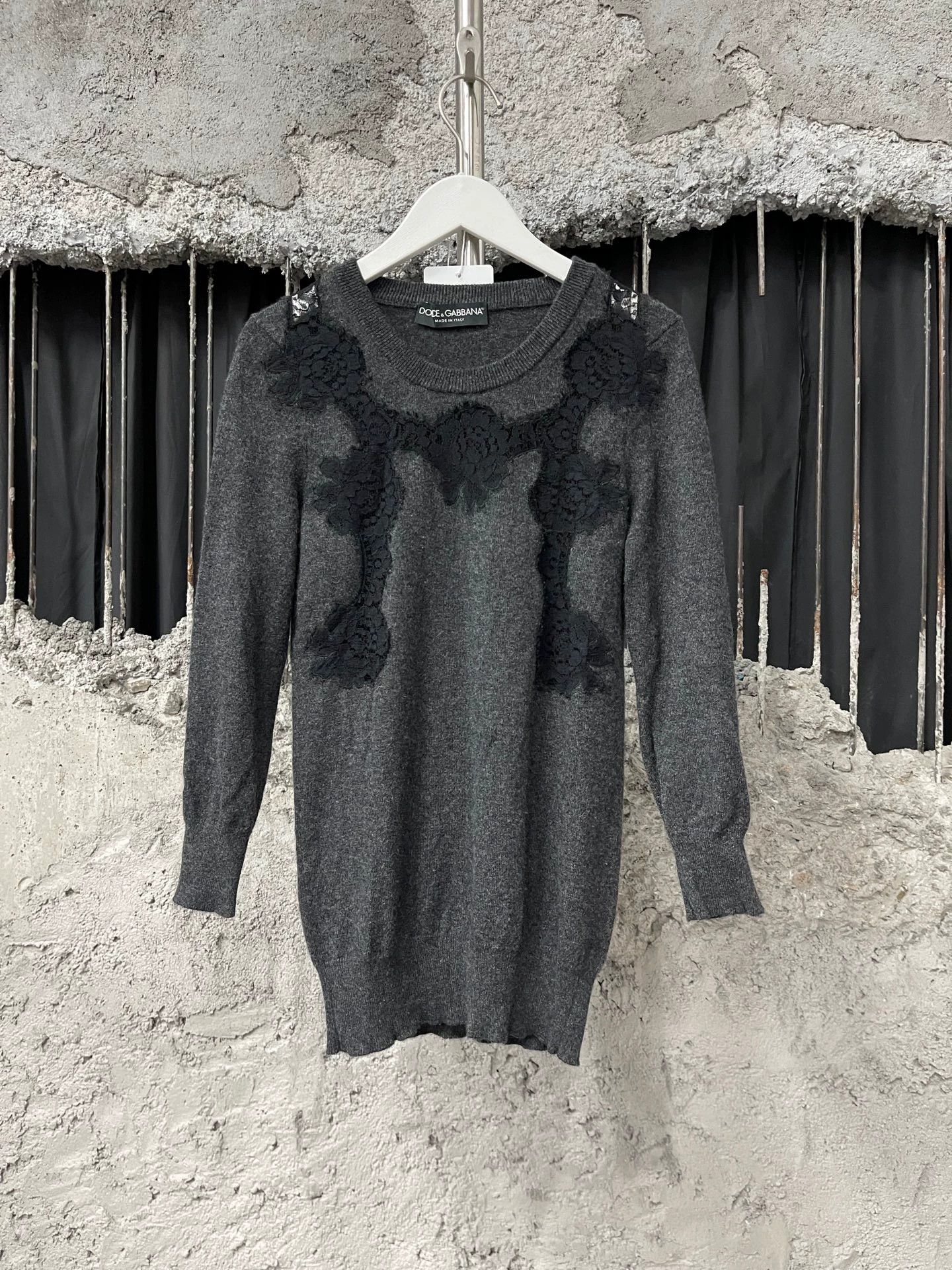 Dolce & Gabbana DG lace cutout sweater IT 36 new Size XS / US 0-2 / IT 36-38 - 1 Thumbnail