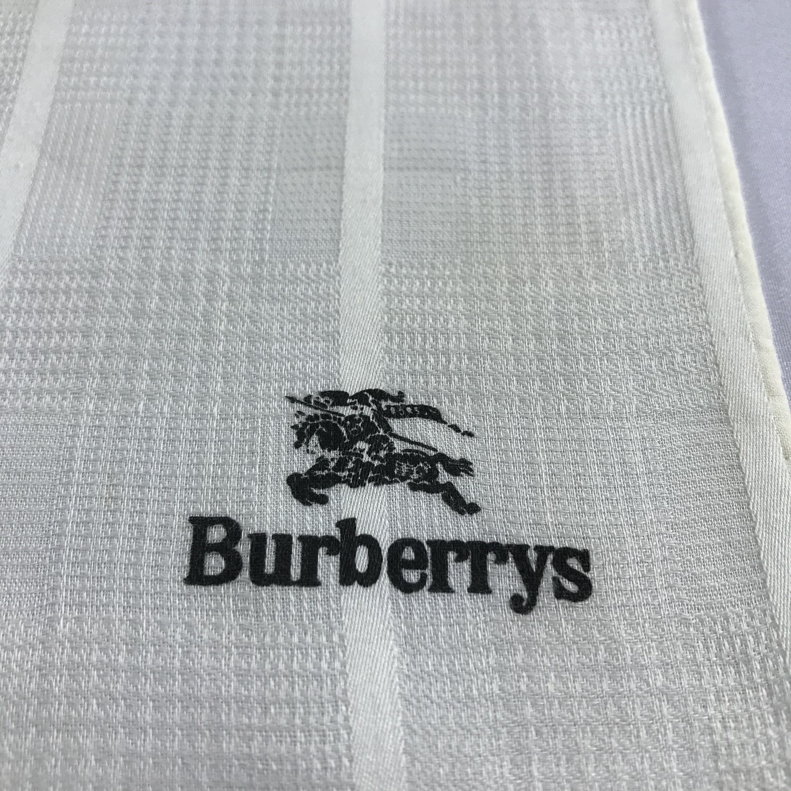 Burberry Burberrys Handkerchief Neckerchief Bandana H716 Size ONE SIZE - 3 Thumbnail