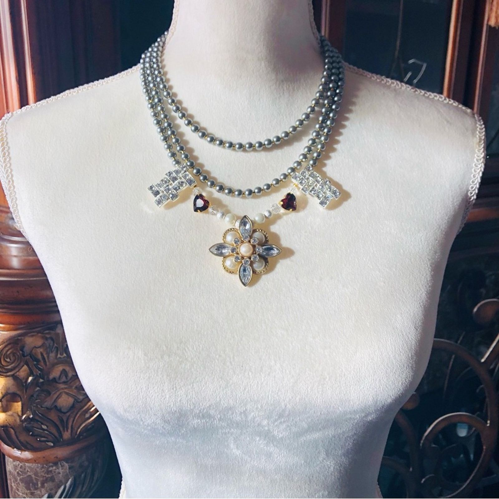 Handmade Handcrafted repurpose faceted gem Czech glass Pearl necklace Size ONE SIZE - 5 Thumbnail