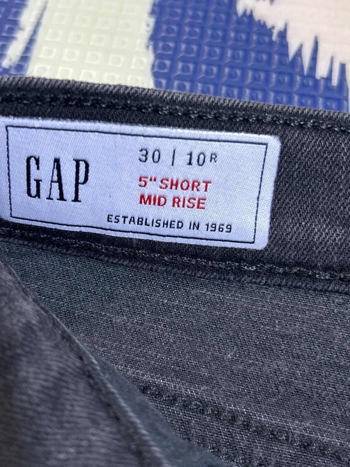 Gap NEW! Gap Washed Black Jean Short SZ10- L K Everyday Size 30" / US 8 / IT 44 - 7 Thumbnail