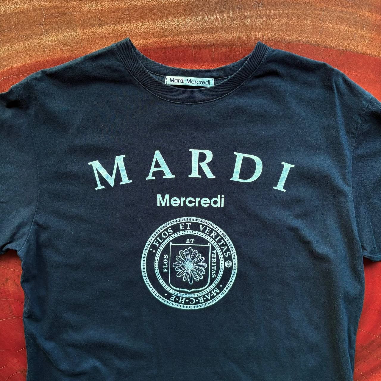 Japanese Brand Mardi Mercedi Flower Logo Tshirt Size US M / EU 48-50 / 2 - 3 Thumbnail