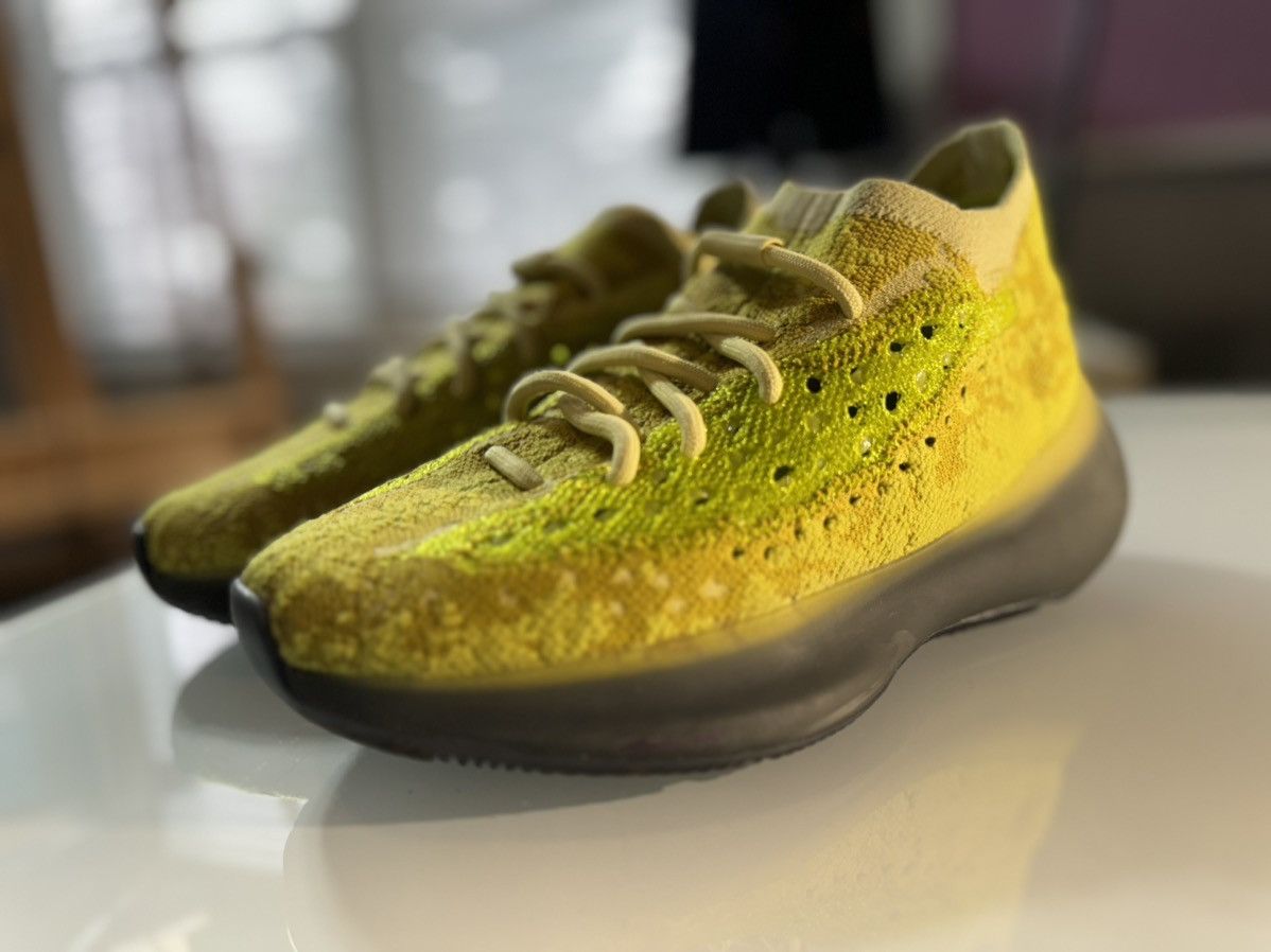 Adidas × Kanye West × Yeezy Yeezy 380 Hy-Lite men’s 5 Size US 5 / EU 37 - 2 Thumbnail