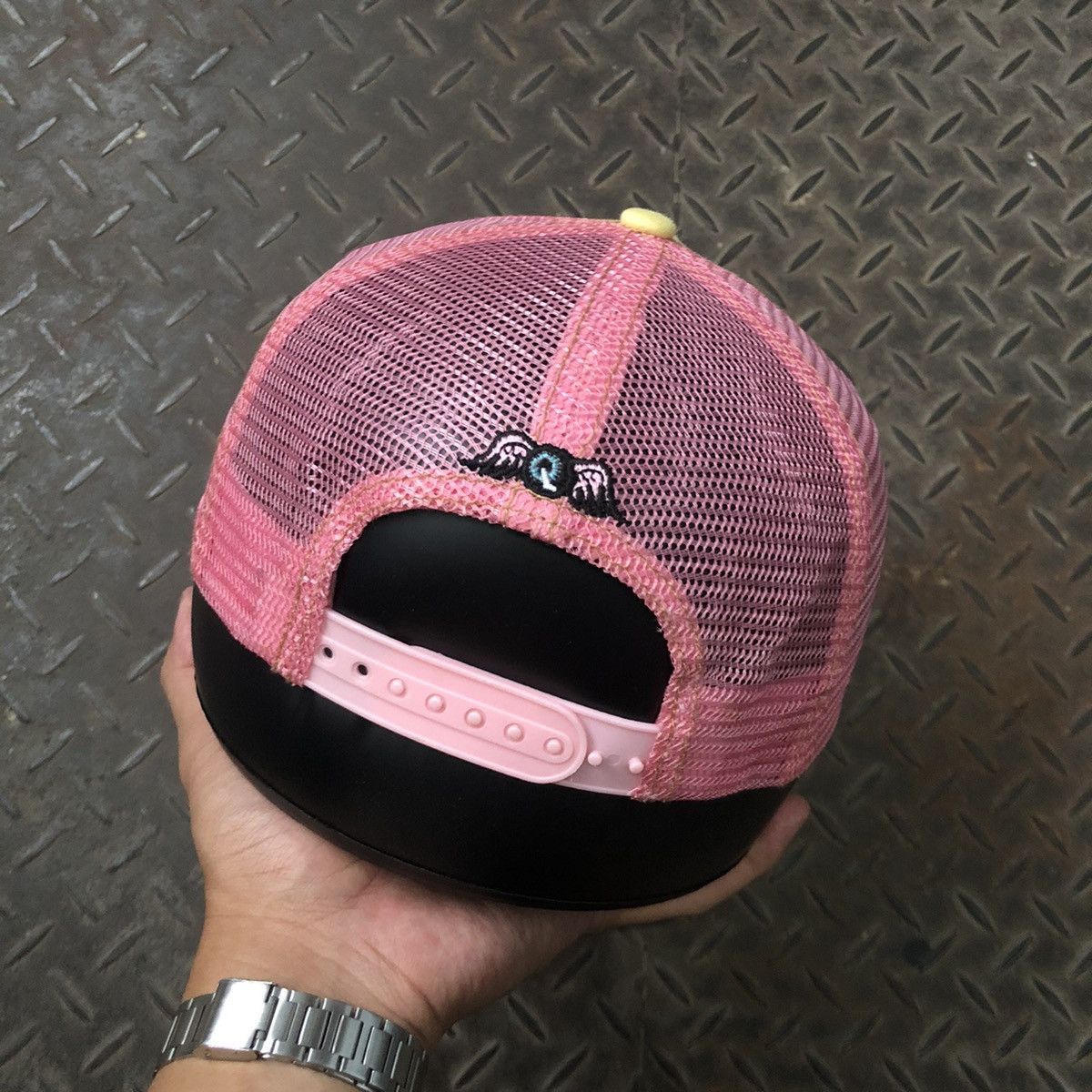 Von Dutch 🚫 SOLD 🚫 Von Dutch Racing Hardcore Sports Trucker Hat Size ONE SIZE - 4 Thumbnail