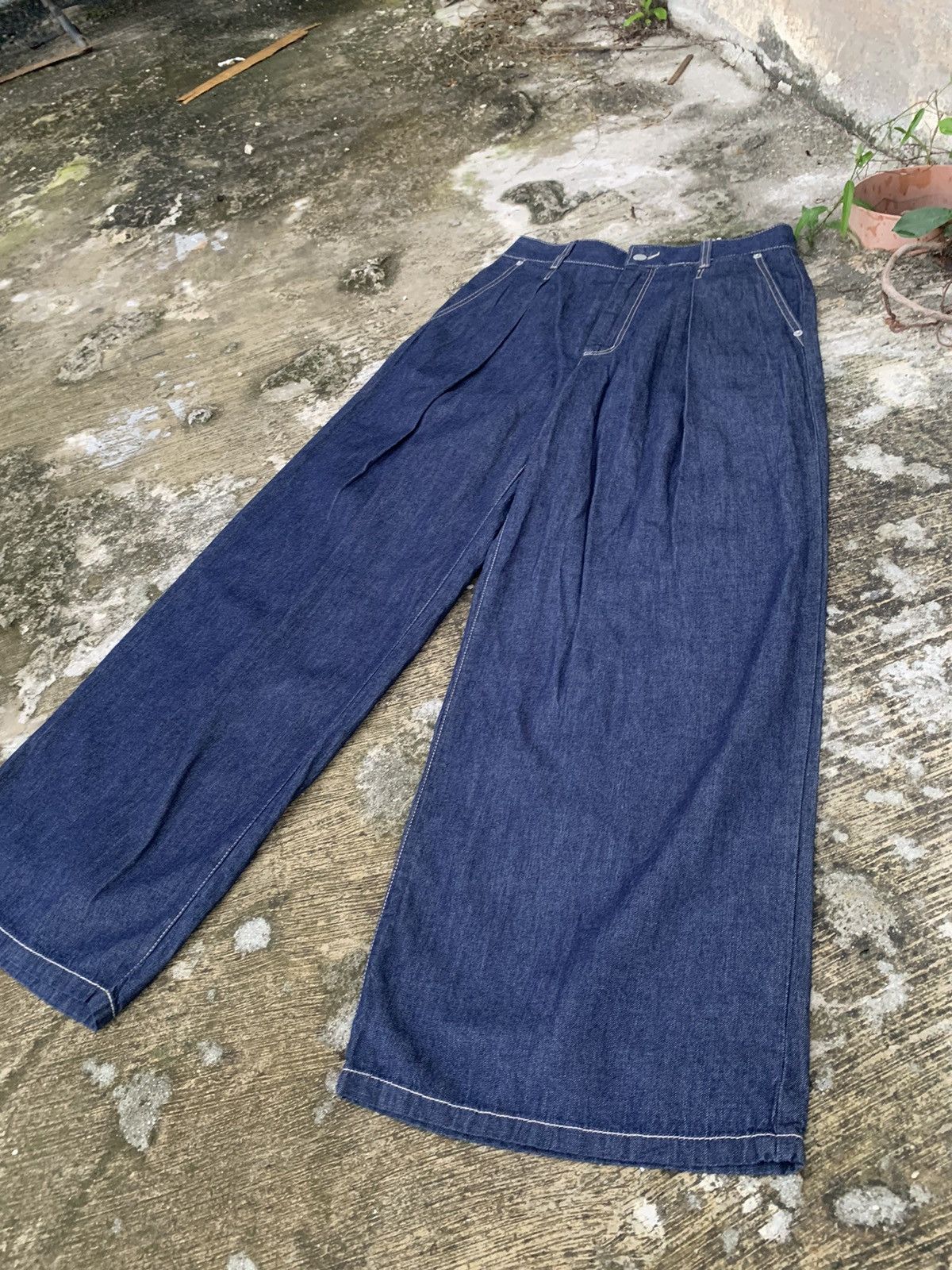 GU × Undercover Steal 🔥 Gu baggy jeans stretchable waist 30”-34” Size 33" - 3 Thumbnail