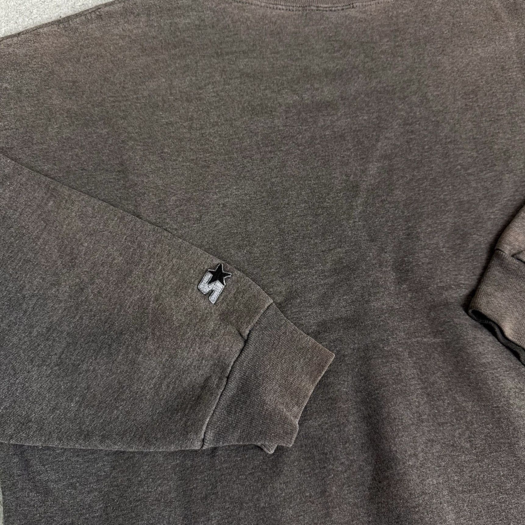 Starter VINTAGE Starter Sweatshirt Mens L Gray Distressed Sun Faded Boxy Thrashed 90s Hip Hop Size US L / EU 52-54 / 3 - 4 Thumbnail