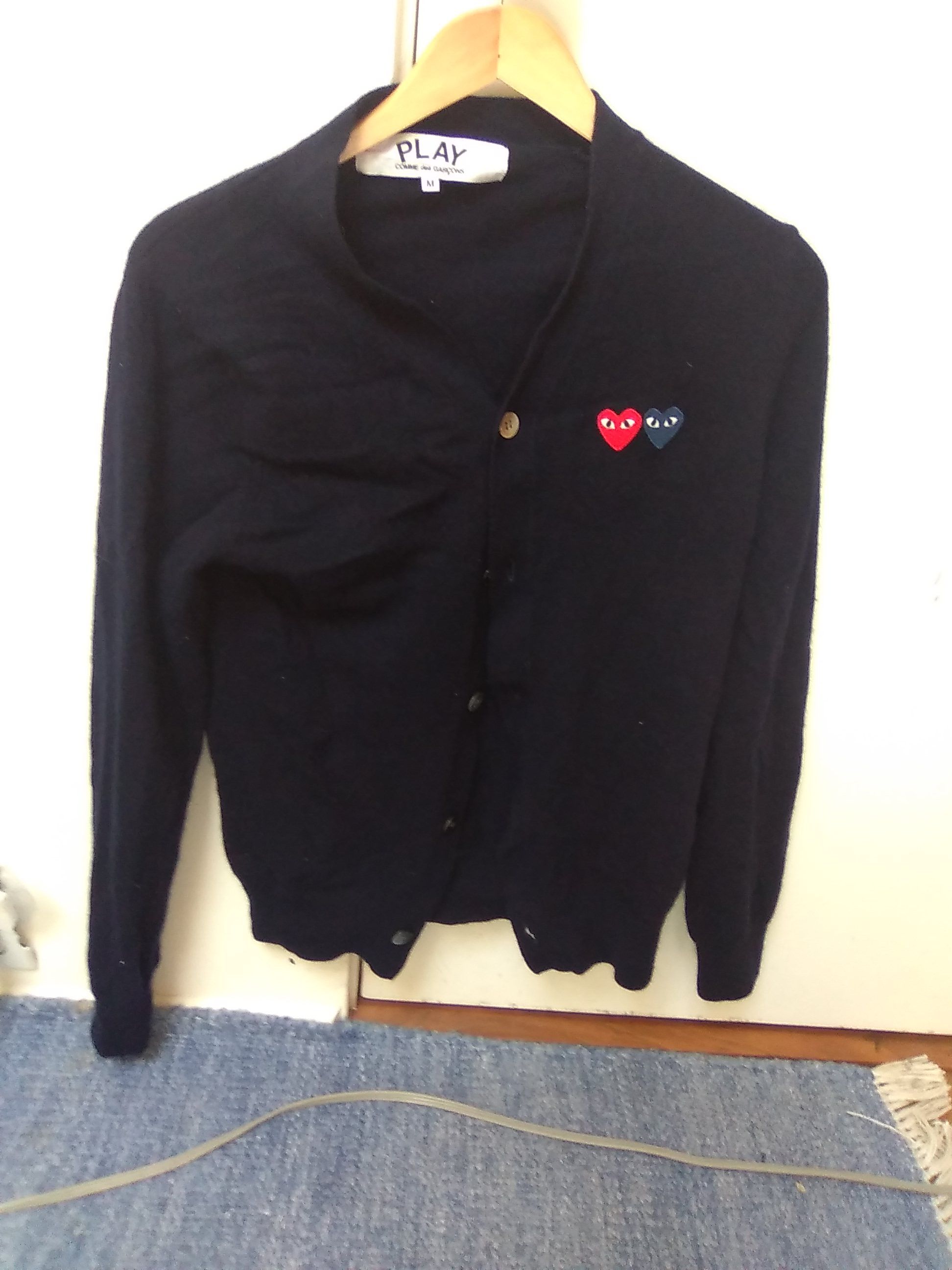 Comme des Garcons Comme Des Garcons PLAY knit sweater (cozy) Size US M / EU 48-50 / 2 - 1 Thumbnail