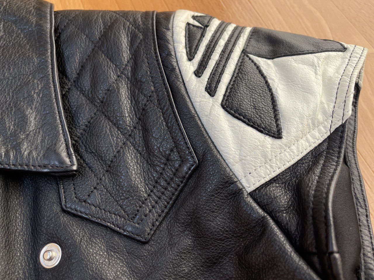 Adidas × Jeremy Scott Adidas Jeremy Scott leather biker jacket, Wings vest, O27140 Size S / US 4 / IT 40 - 8 Thumbnail