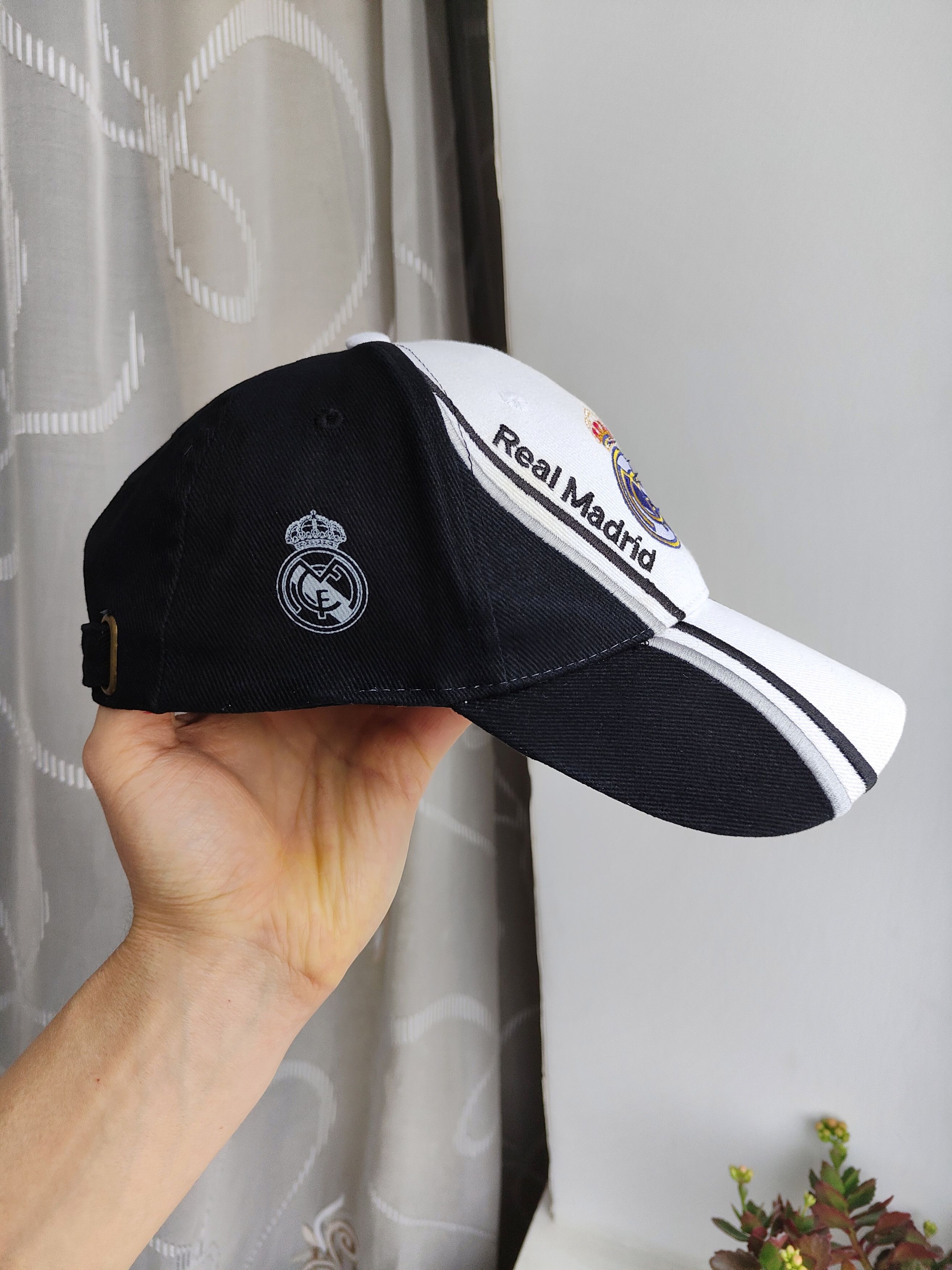 Vintage Vintage Real Madrid Baseball Cap Vintage Very Rare Cap Size ONE SIZE - 2 Thumbnail